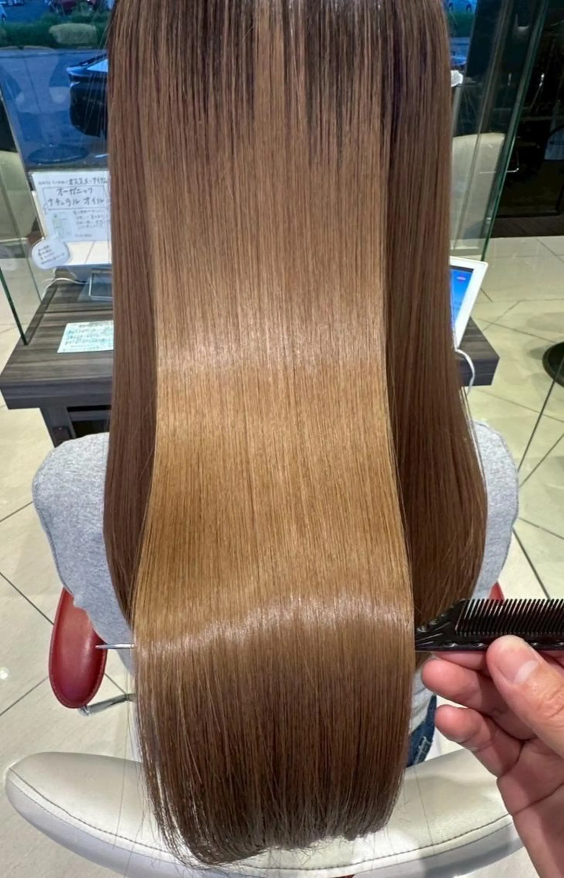 ロング 大川 有香のヘアスタイル