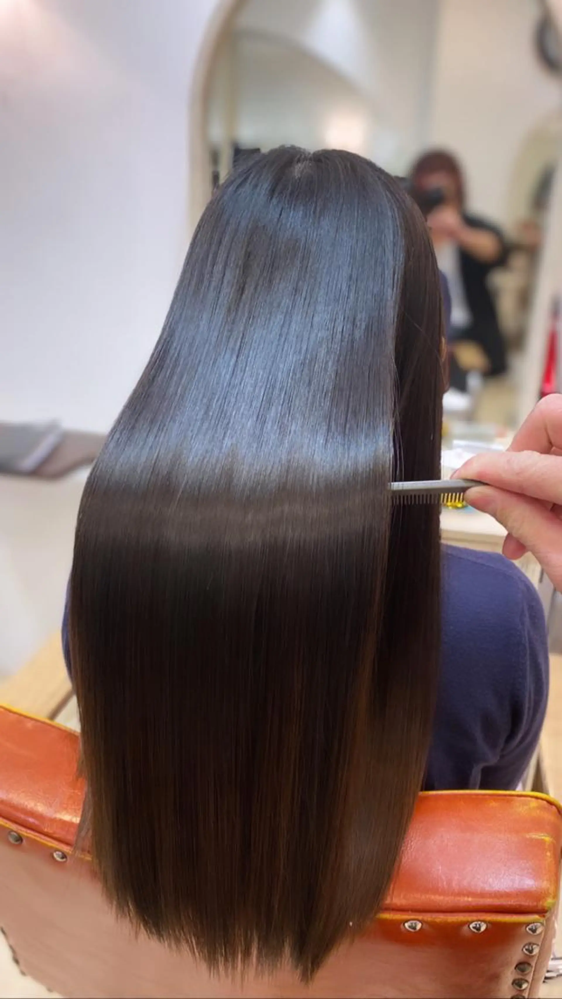 ロング ウルフ/レイヤー /パーマ ナユタのヘアスタイル