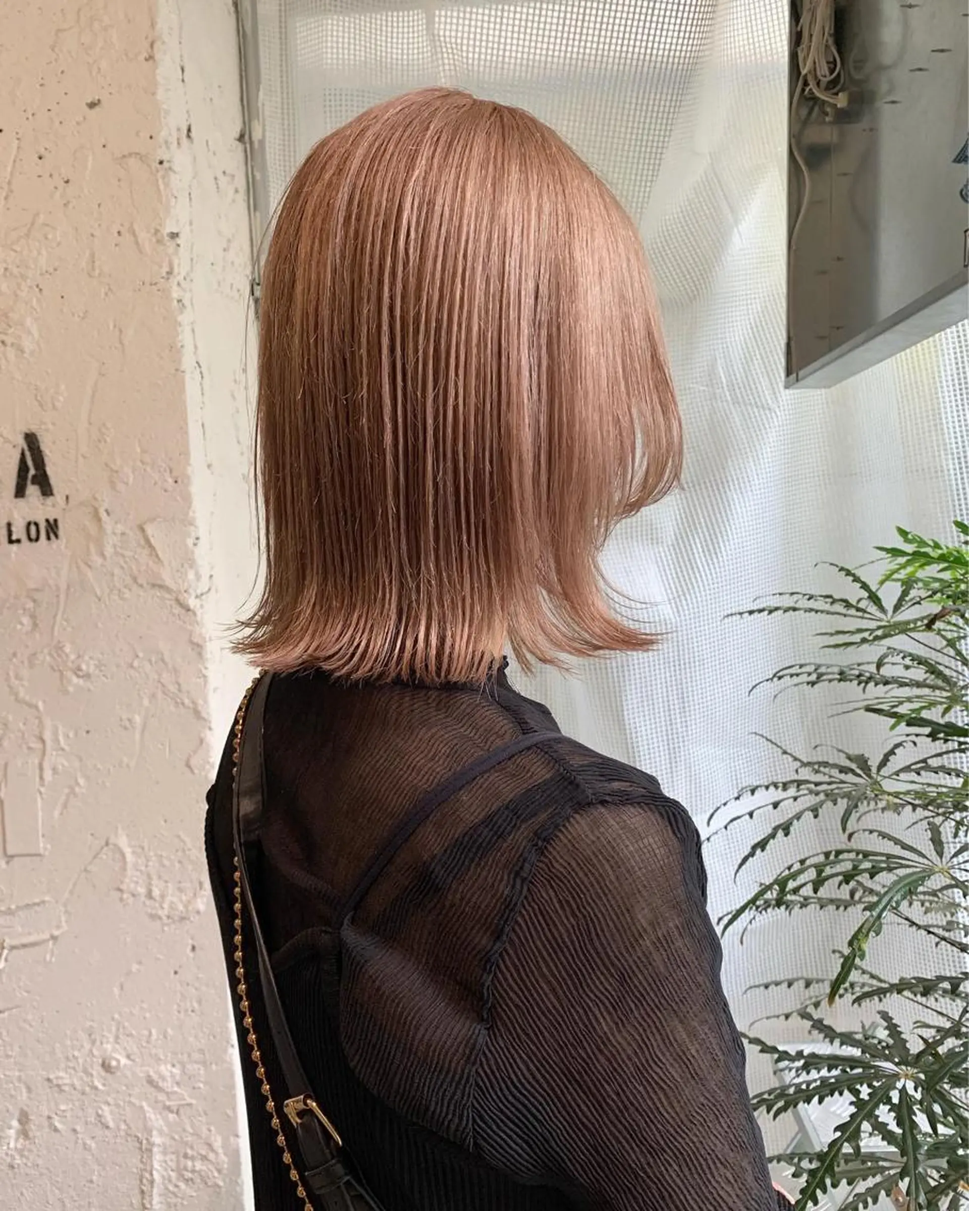 ミディアム カラー ハッシュカット/ MAYAのヘアスタイル