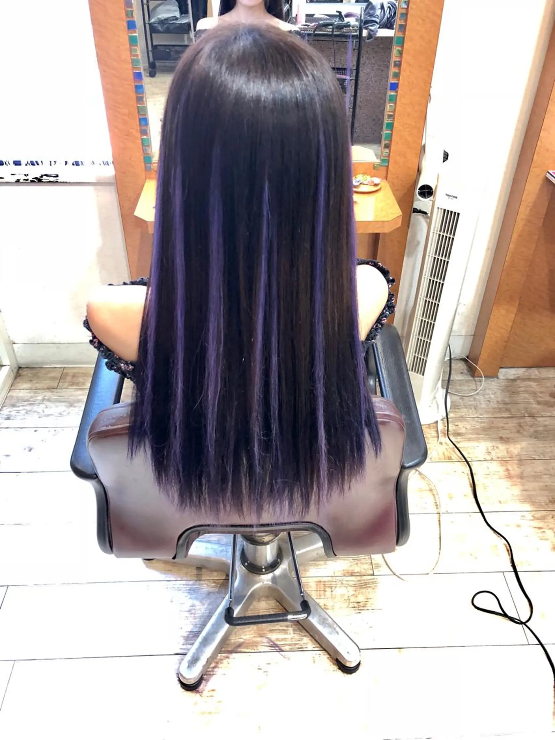 ロング カラー シールエクステ ハイライトカラー ラベンダーカラー ラベンダーピンク ピンクカラー 100%髪質改善特化 TRUNSのヘアスタイル