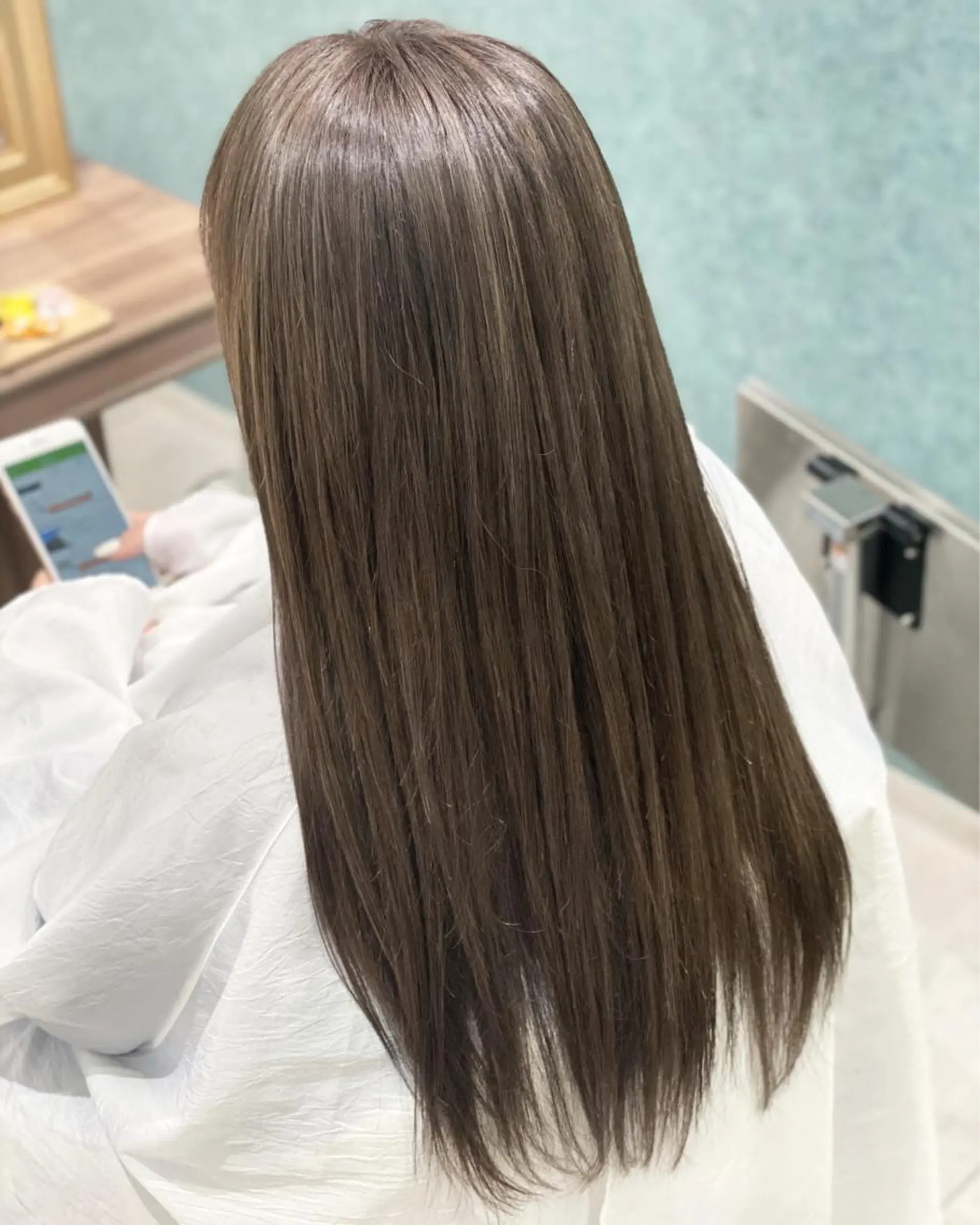 ロング カラー グレージュ ハイライトカラー ハイライト 💎大人ハイライト 💎上杉一也💎のヘアスタイル