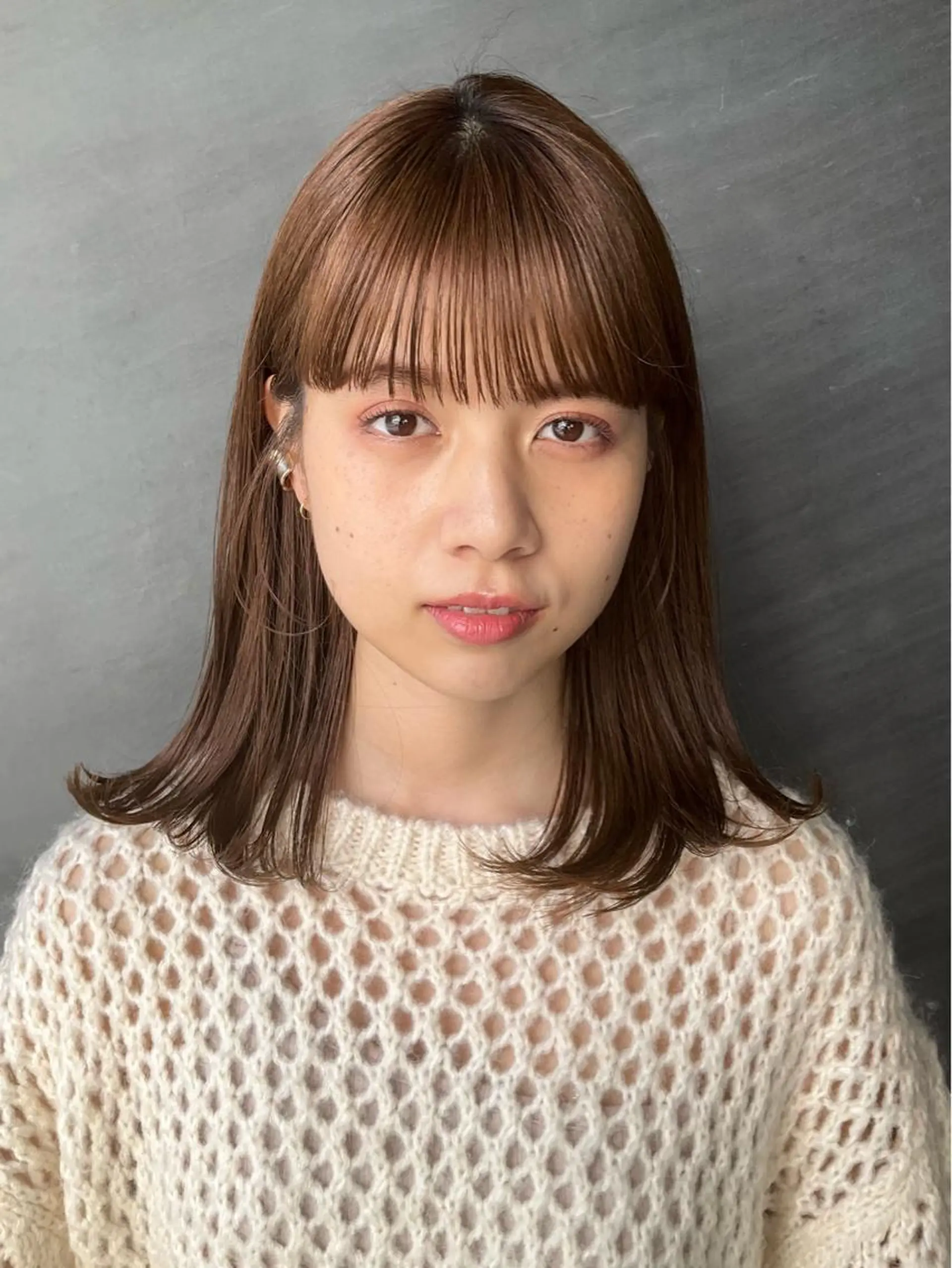 ミディアム カラー ヘアアレンジ アッシュ ブリーチ 透明感カラー ブリーチなしカラー 顔周りカット カット ヘアカラー トリートメント 顔周りカット/アレン ジ/カラー小野寺紗良のヘアスタイル