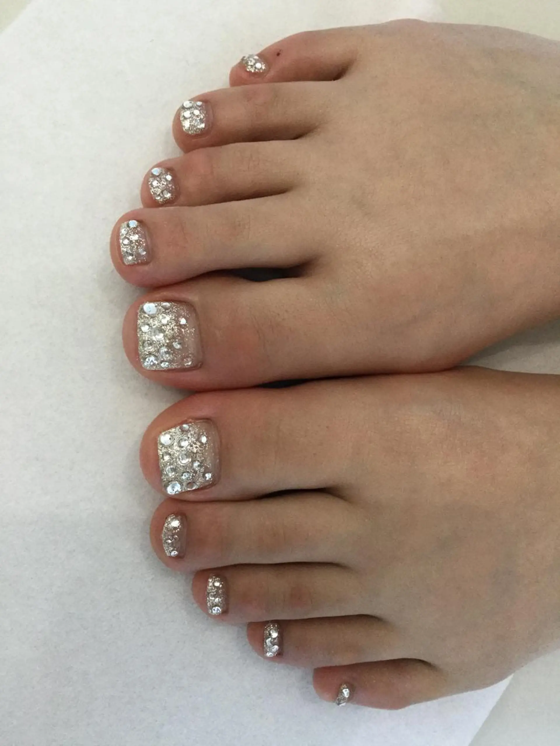 ネイル 💎🐰 saki. m 🐰💎のネイルデザイン