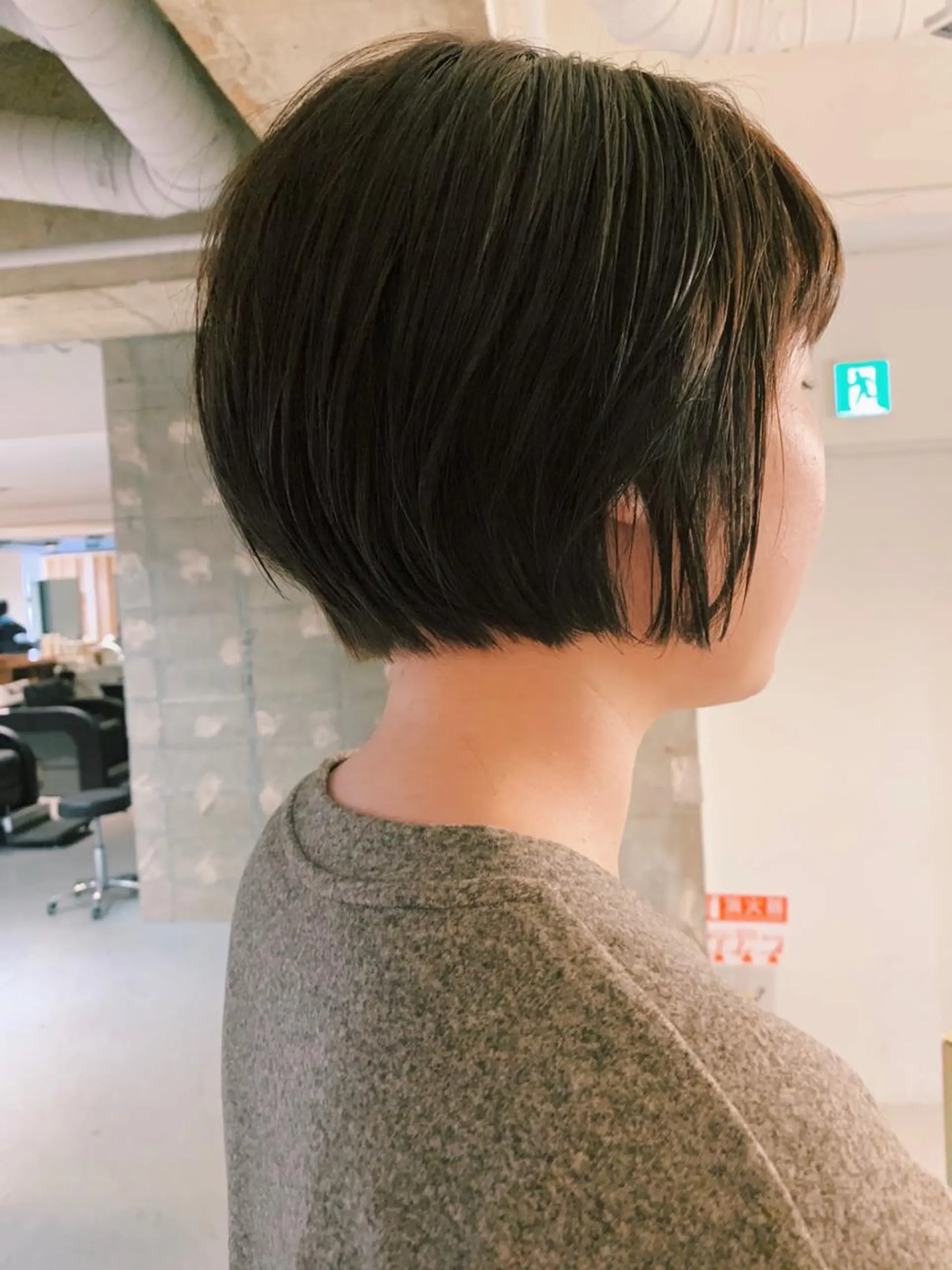 ショート ボブ くびれヘア tension 【テンション】のヘアスタイル