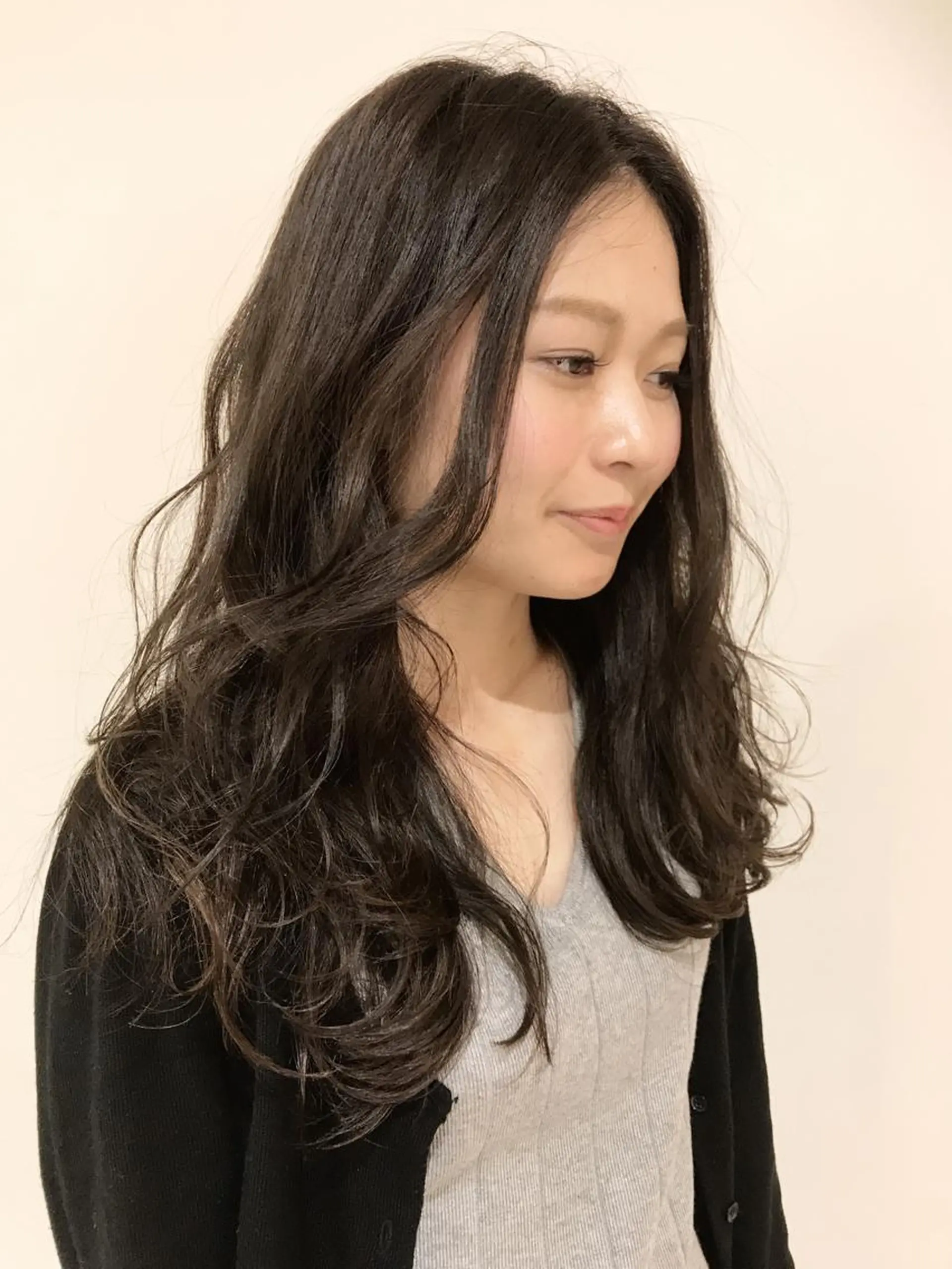 セミロング カラー イルミナカラー カット ヘアカラー ハイライト/髪質改善 ✂️十河祐輝のヘアスタイル