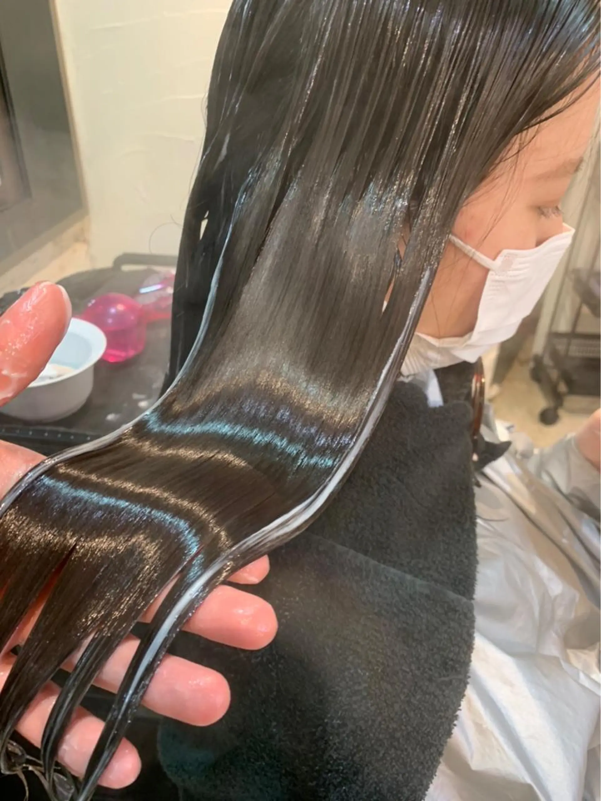 カット ヘアカラー トリートメント 柔らかオリーブカラー 透明感カラー古澤羅威のヘアスタイル