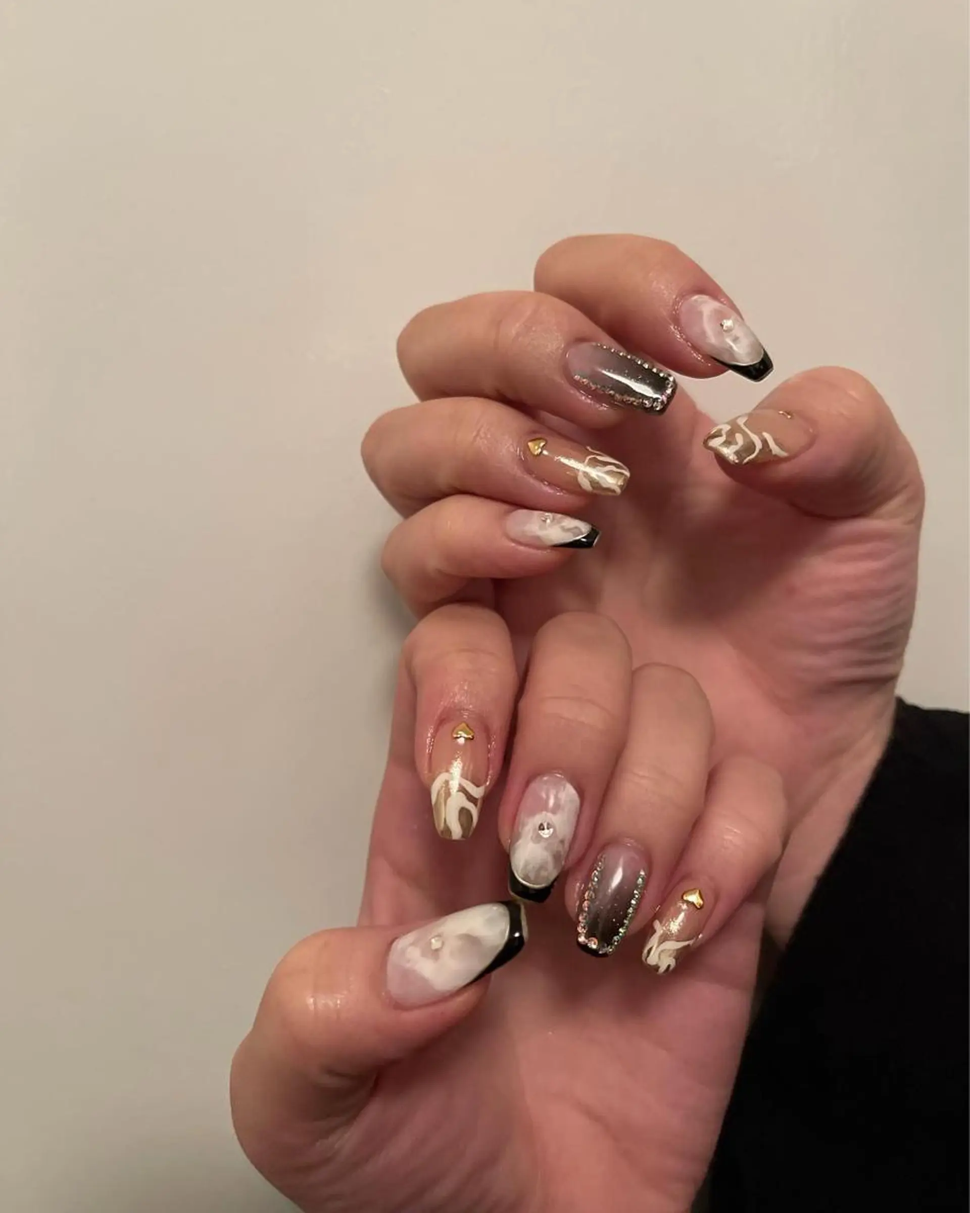 ネイル 8113 海外/y2k/韓国のネイルデザイン