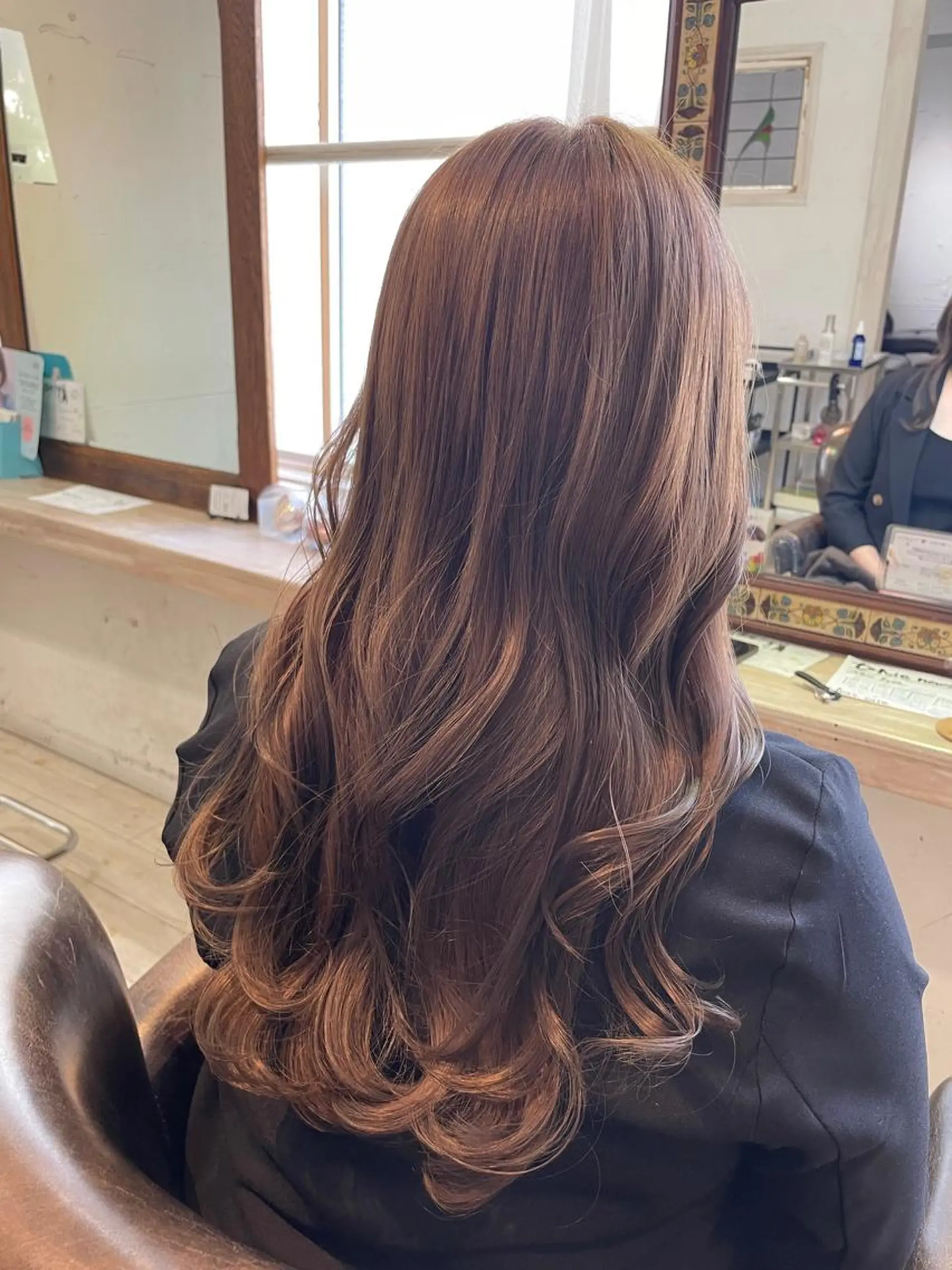 ロング カラー ブラウンカラー モカブラウン ヘアカラー コヤナギ ラムのヘアスタイル