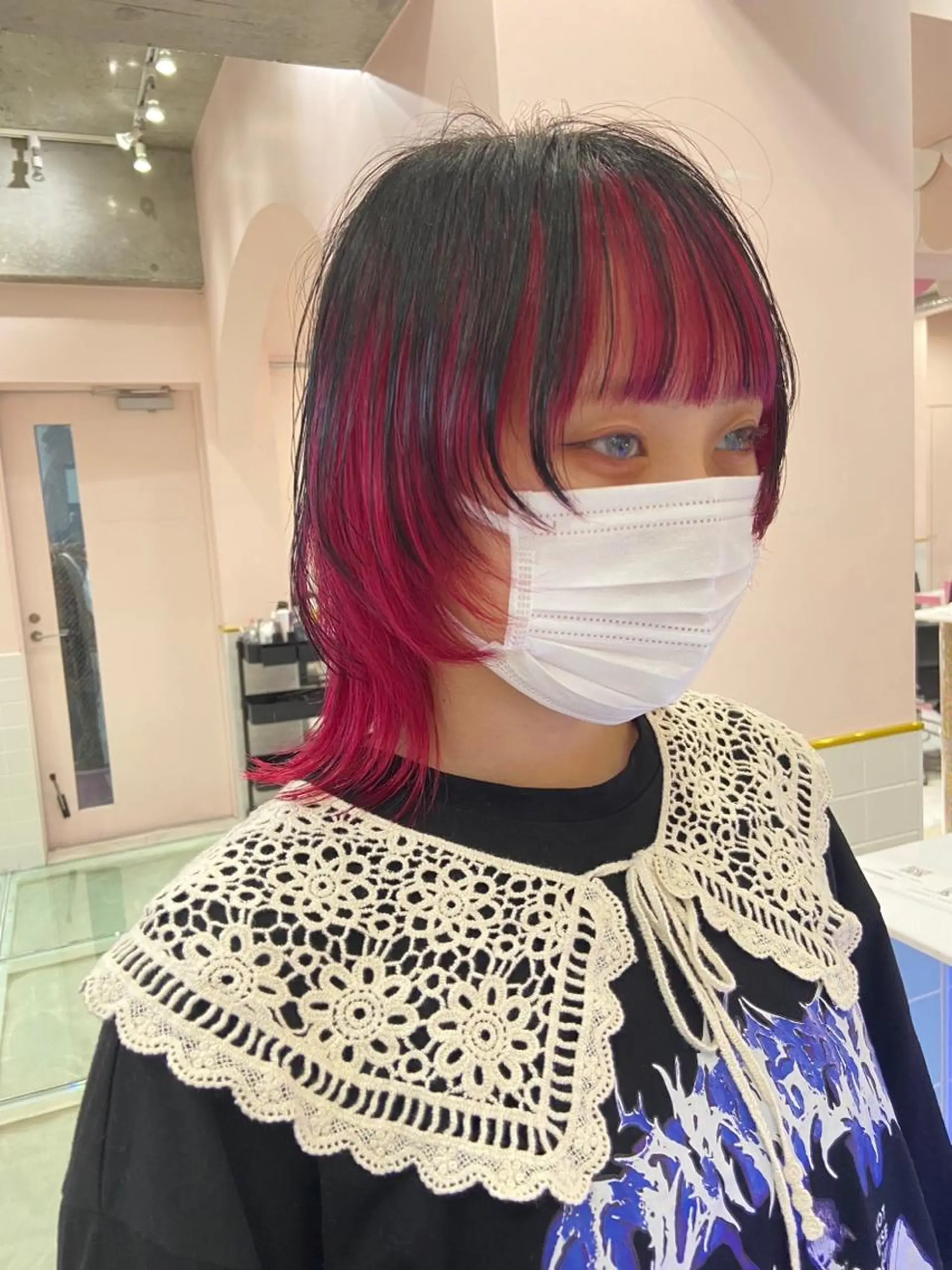 ミディアム カット ヘアカラー 💥ウルフカット デザインあんな💥のヘアスタイル