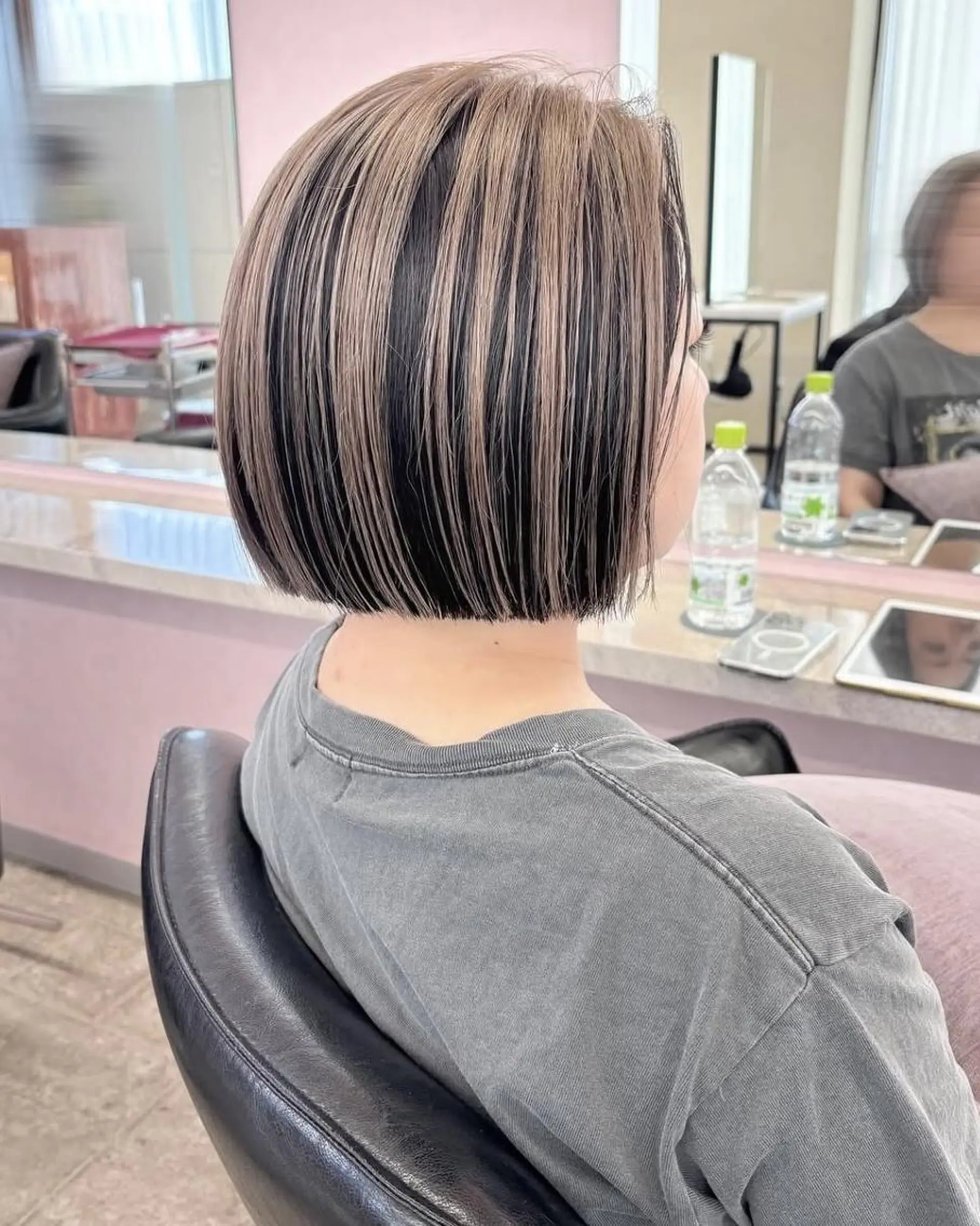 ショート カット ヘアカラー 藤井 貴美子のヘアスタイル