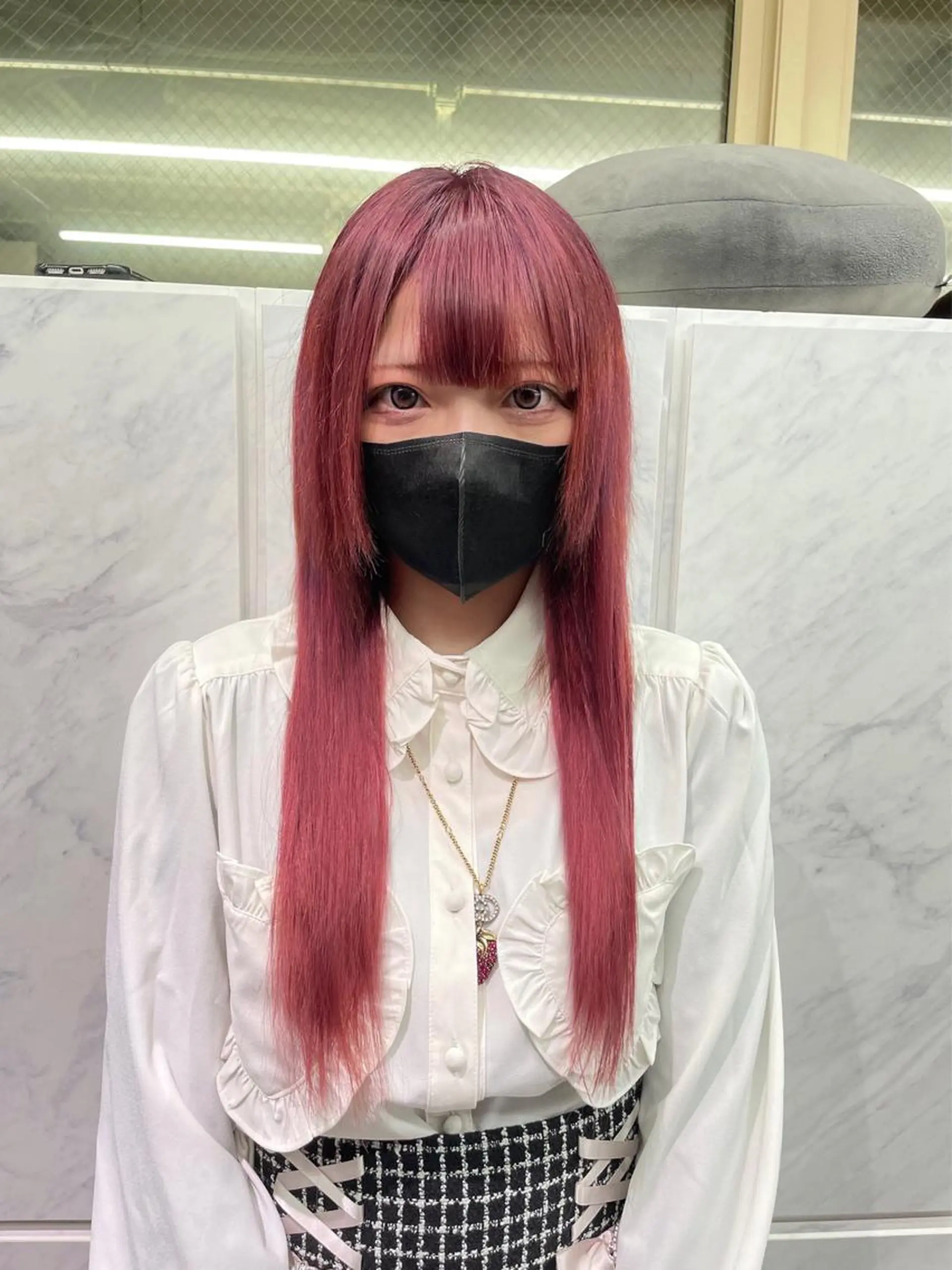 ロング カラー ヘアアレンジ カシス ピンクカラー エクステ ロング ヘアカラー トリートメント 🎀プルエクステ みまひかる🎀のヘアスタイル