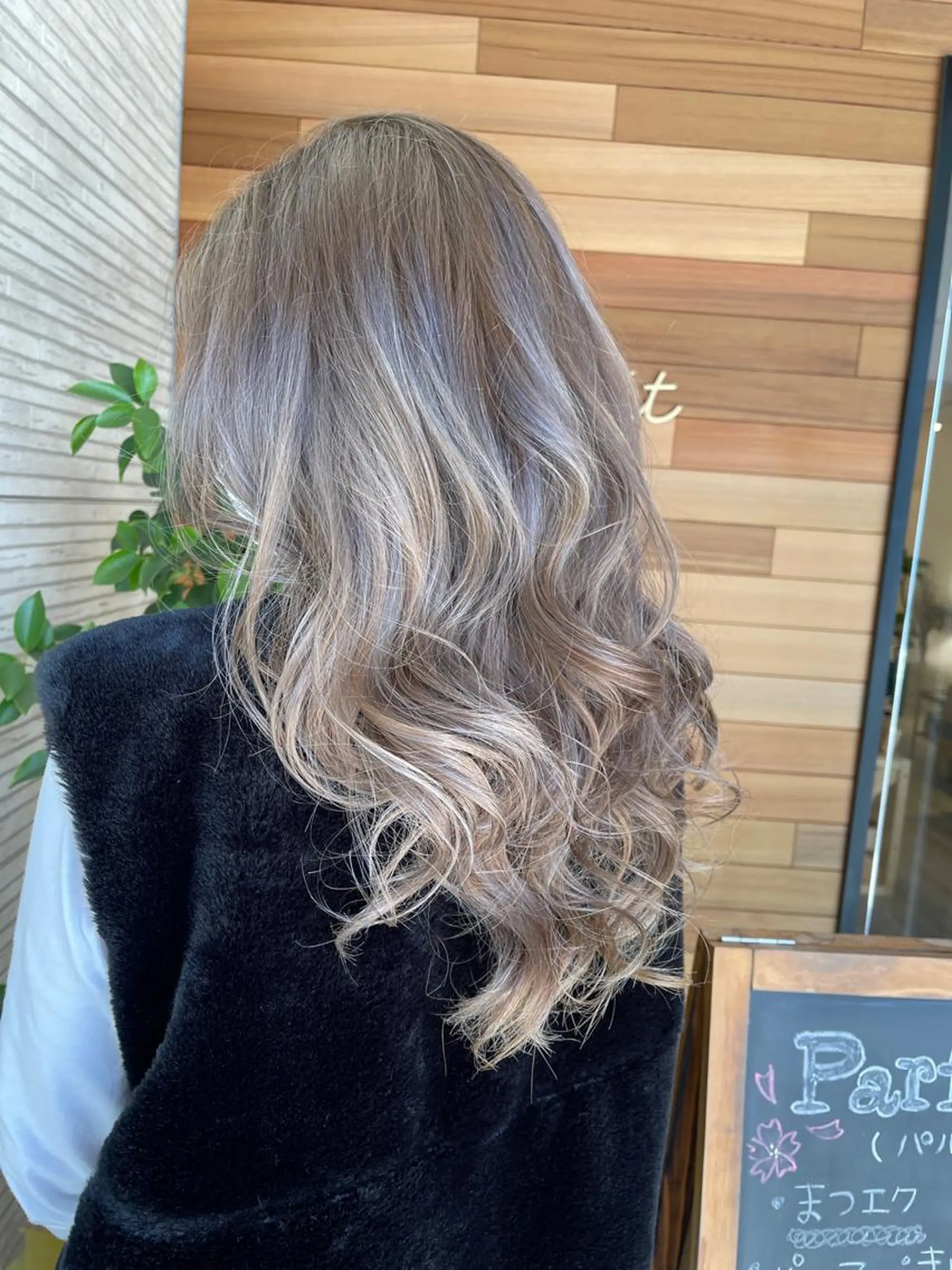 ロング カラー ヘアカラー 【AMANEQ】 yuka🦋のヘアスタイル