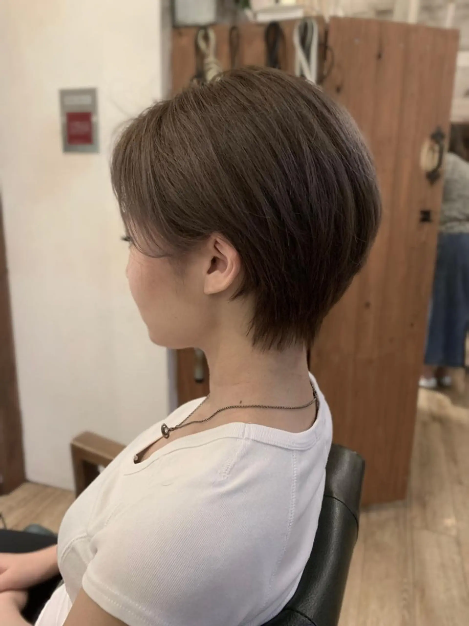 ショート カラー ブリーチ グレージュ くびれヘア カット ヘアカラー トリートメント SALOWIN(サロウィン)広島並木通り所属・田村和範/似合わせ カラー/髪質改善のヘアスタイル