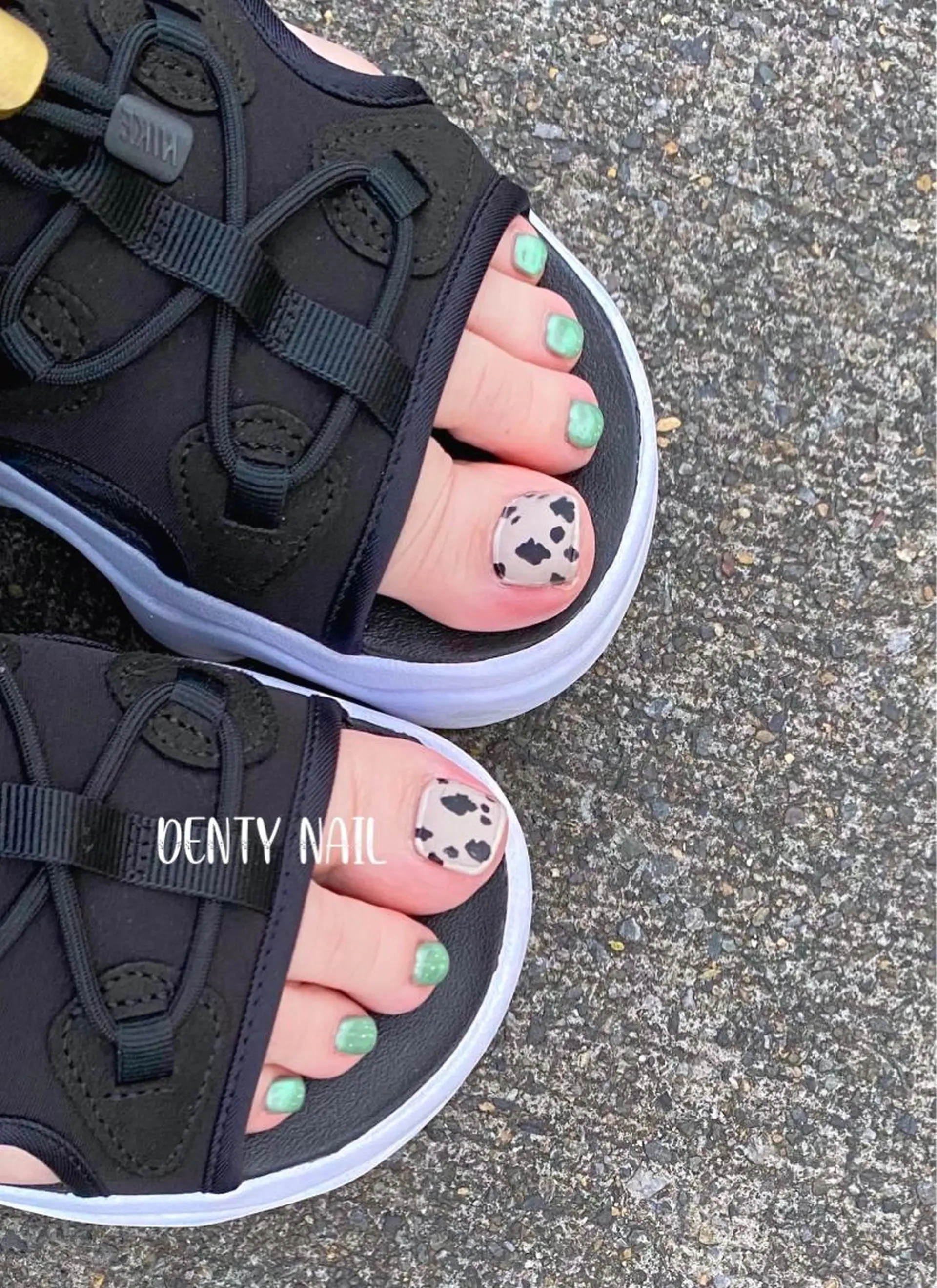 ネイル ミラーネイル フットネイル DENTY NAIL所属・DENTY NAIL -ArtRoom-のネイルデザイン