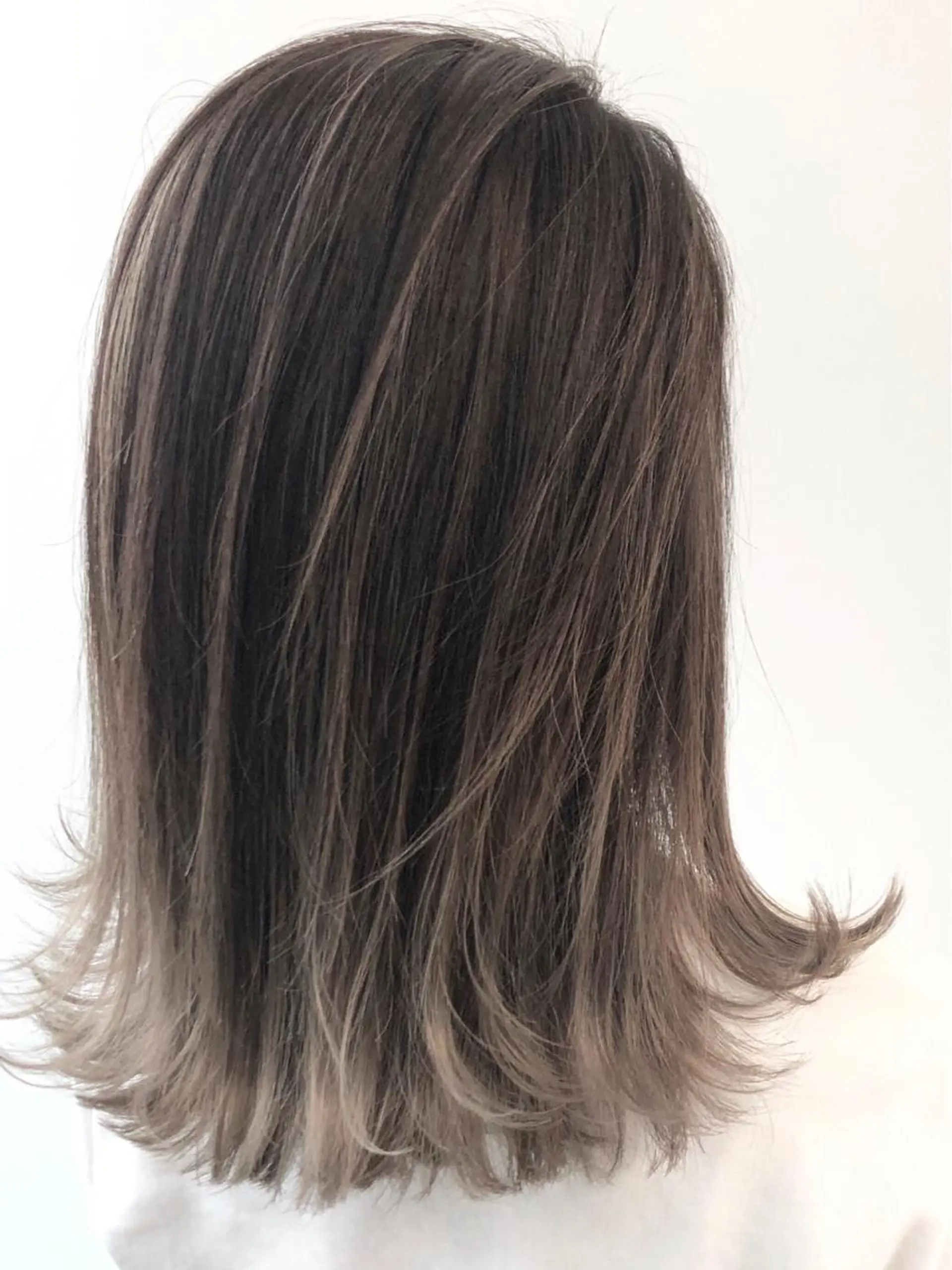 ミディアム カラー ヘアアレンジ 【公式】amble luxe池袋東口🩷のヘアスタイル