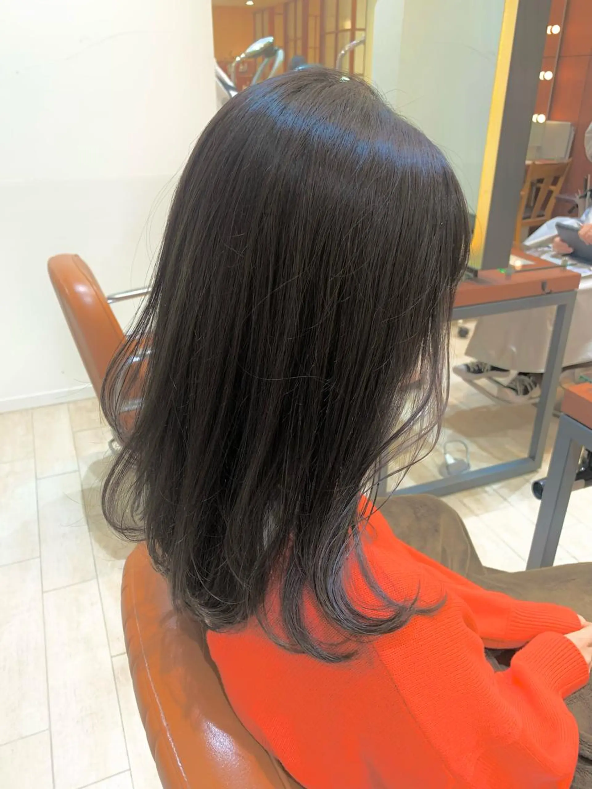 セミロング ヘアカラー トリートメント SALOWIN 銀座一丁目店所属・髪質改善/縮毛矯正 🎀小林 唯 🎀のヘアスタイル