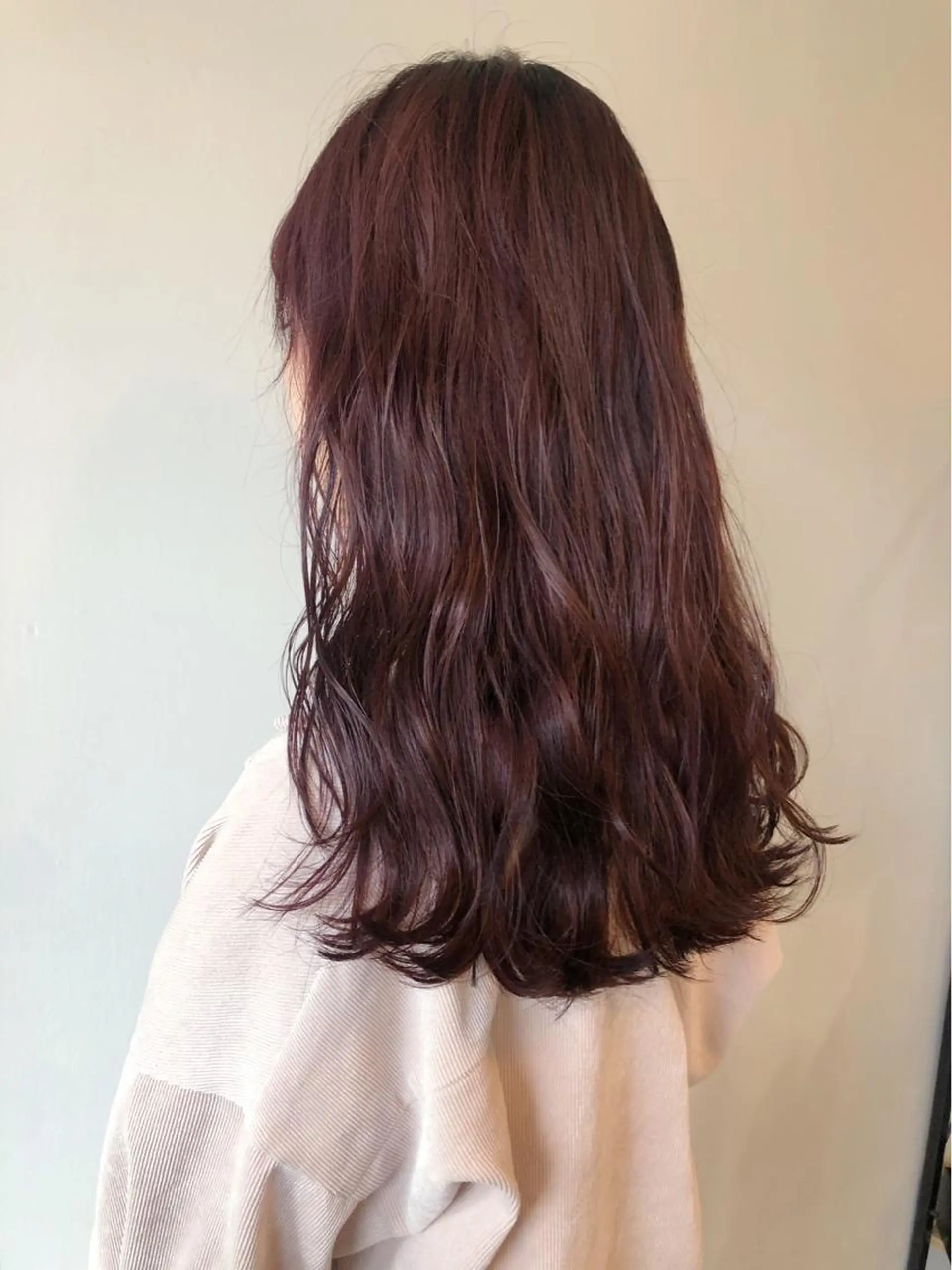 セミロング カラー 安藤 佑衣のヘアスタイル