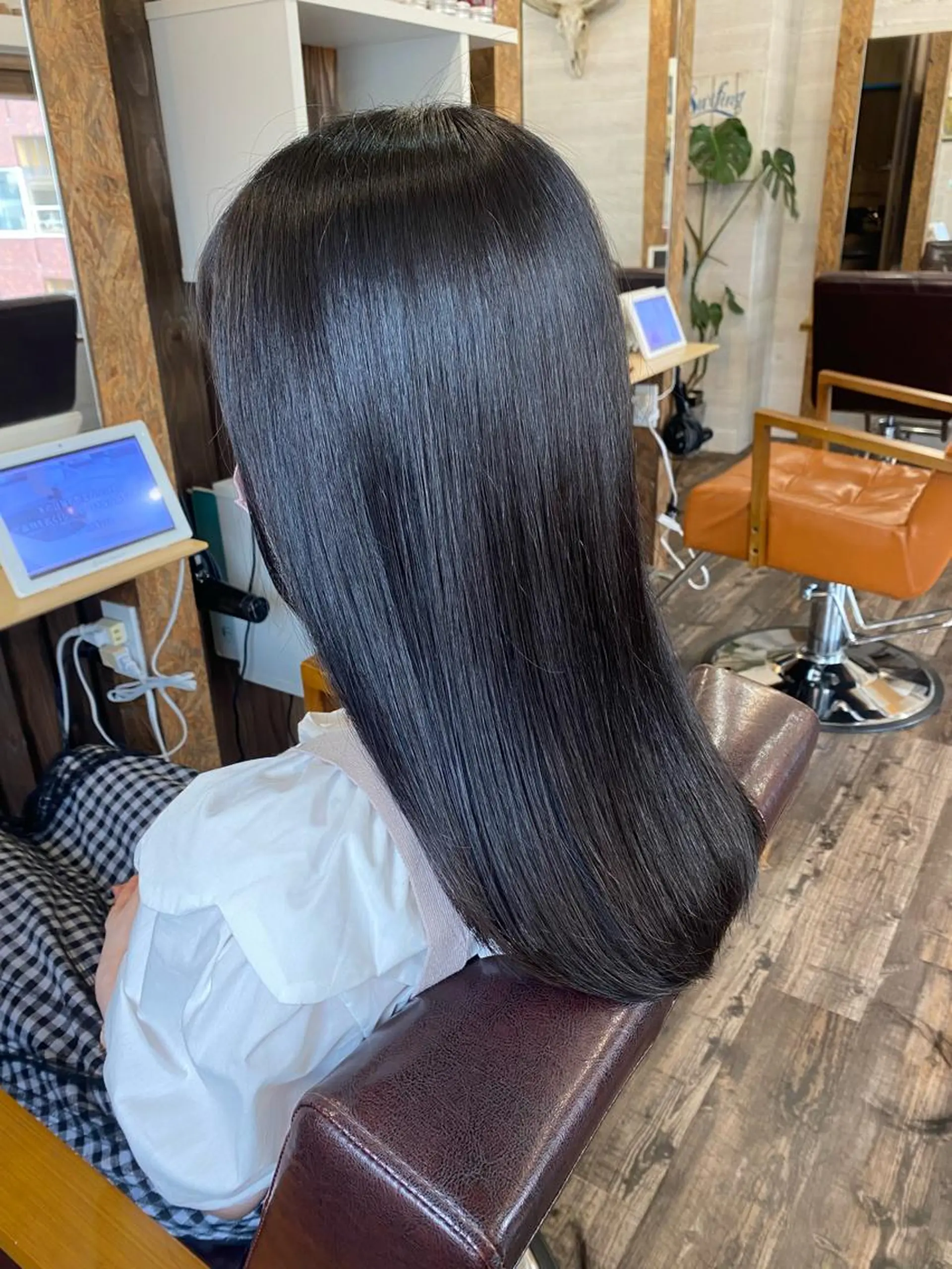 セミロング カラー ヘアカラー トリートメント ブリーチ毛対応酸性 ストレート🌈サキのヘアスタイル