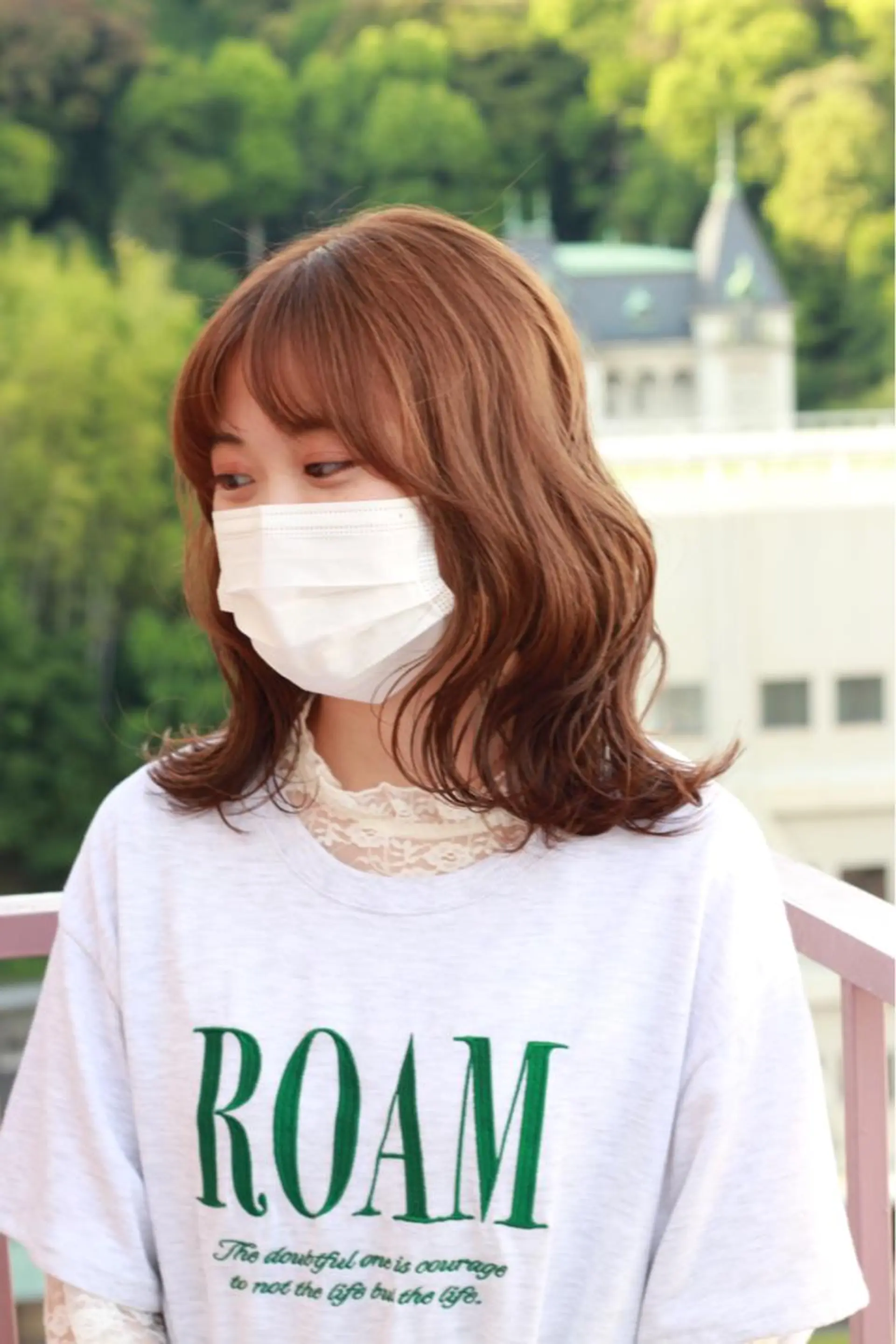 セミロング カラー ベージュカラー ハイトーンカラー ハイトーンオレンジ オレンジ オレンジベージュ カット ヘアカラー Viage （ビアージュ）のヘアスタイル