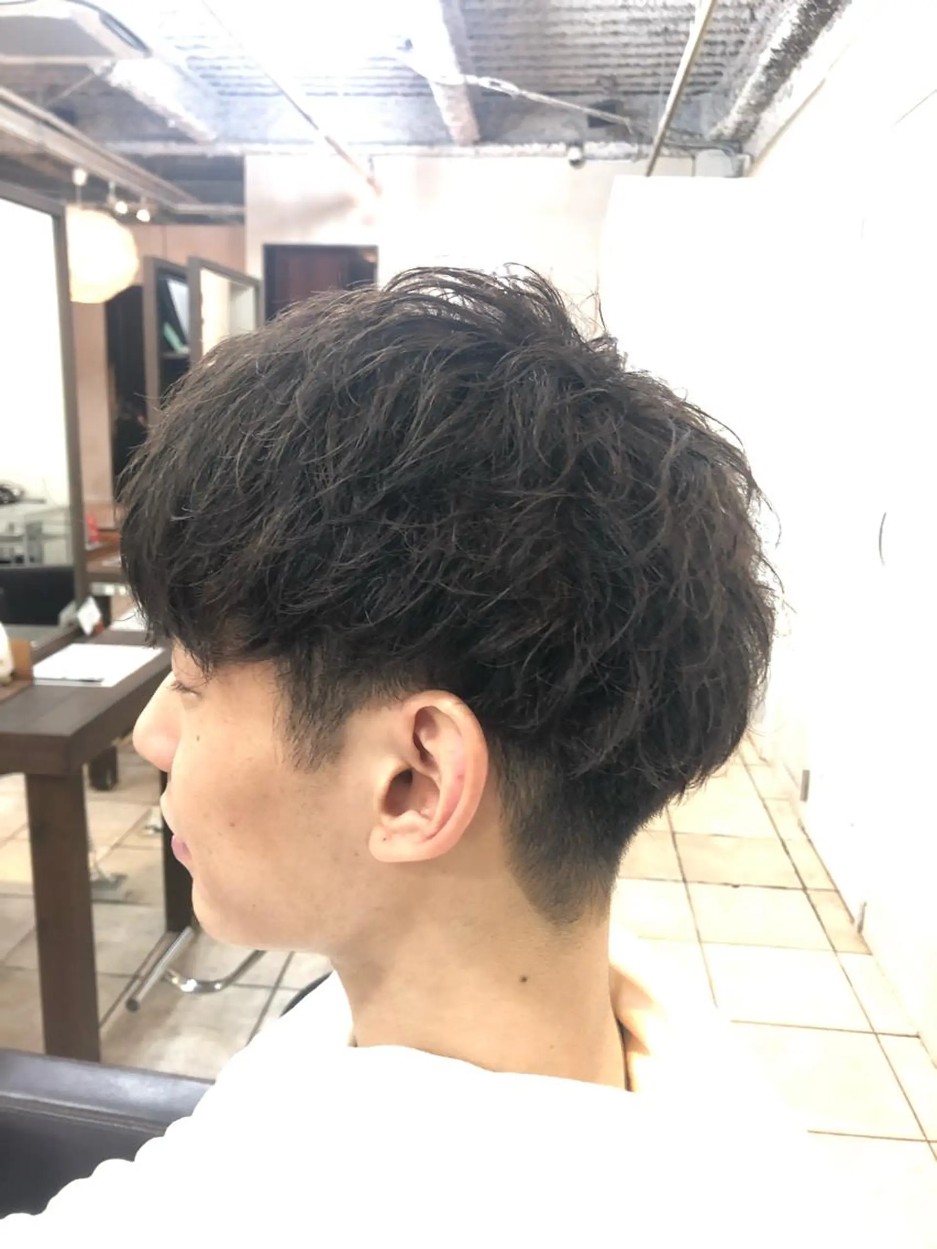 パーマ メンズ カ レラのヘアスタイル