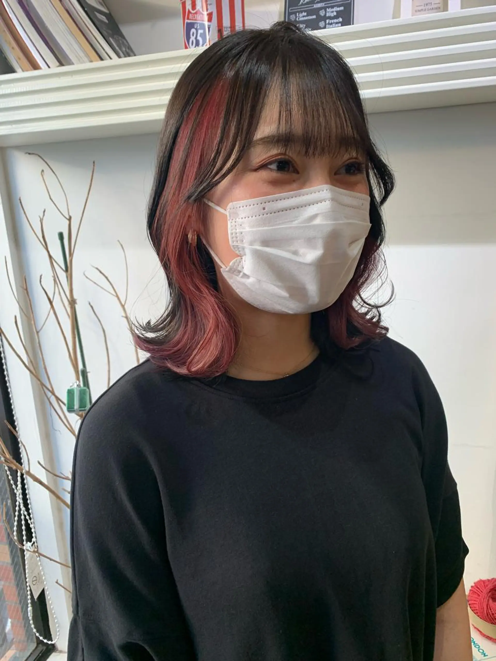 ミディアム カラー ヘアアレンジ イヤリングカラー ヘアカラー トリートメント ヘアセット 大宮/山口 竣也のヘアスタイル