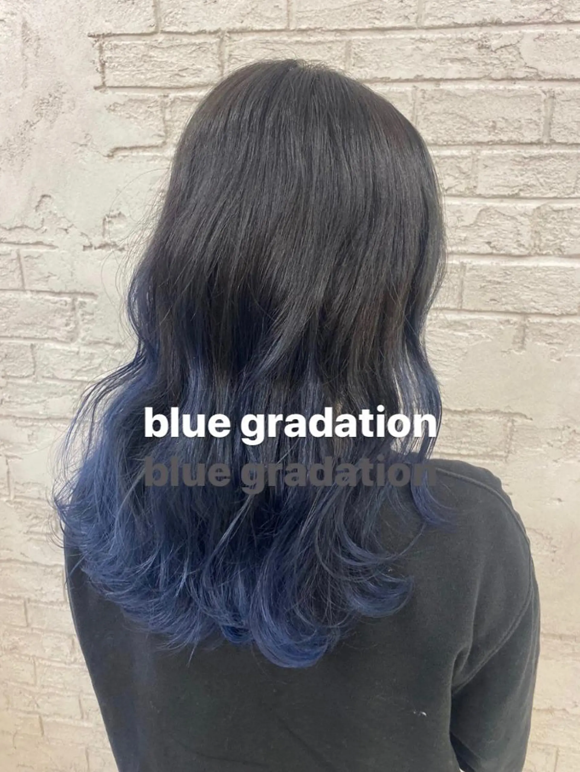 ロング カラー オリーブ/アッシュ やわらか透明感カラーのヘアスタイル