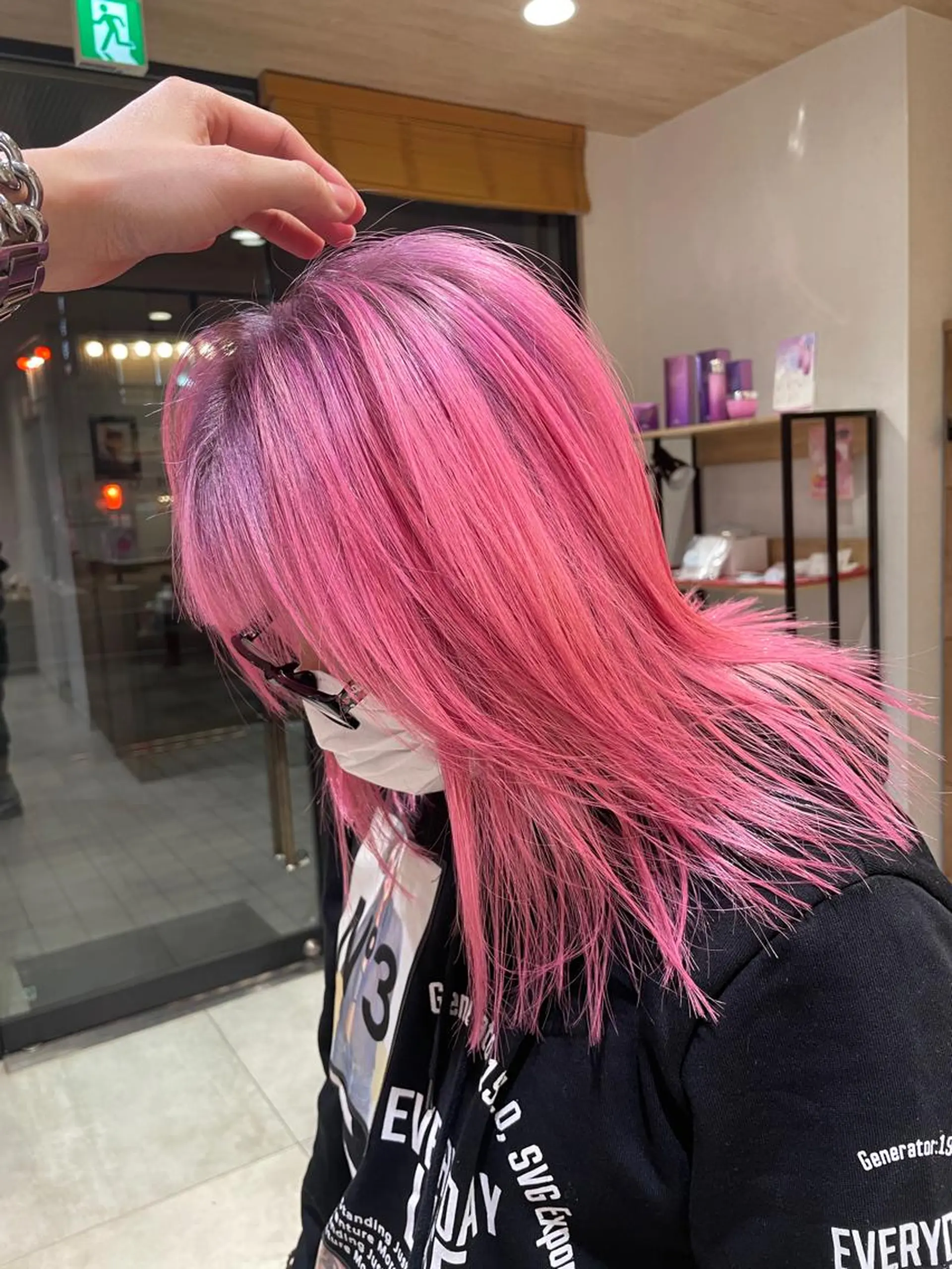 ミディアム カラー ヘアカラー 似合わせ レイヤー須川のヘアスタイル