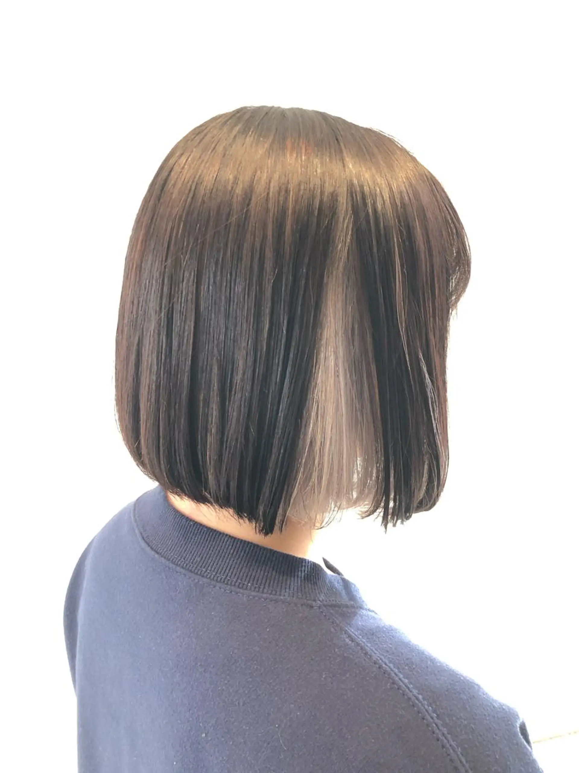 ミディアム ワタナベ テルマサのヘアスタイル