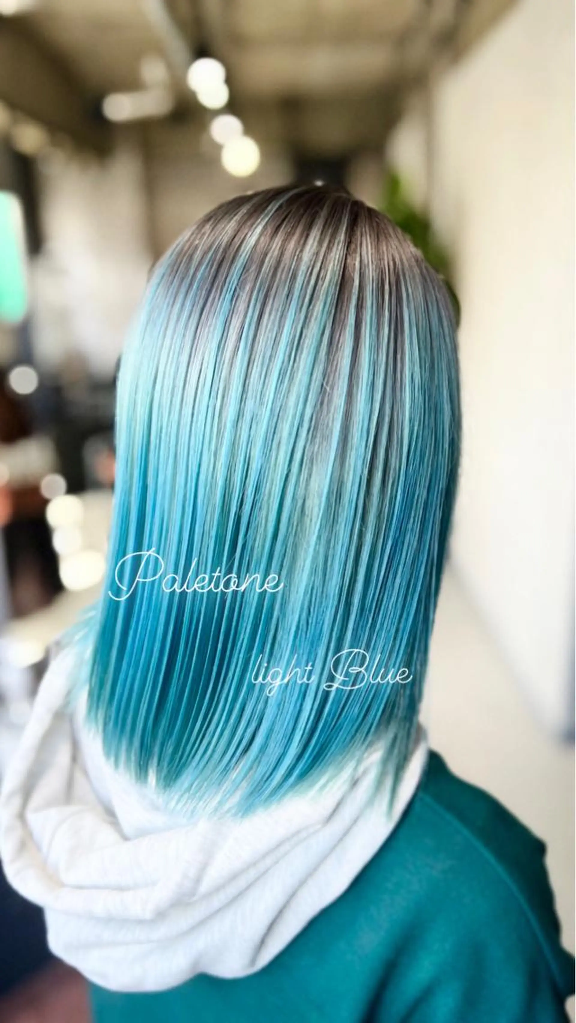 セミロング カラー ブルーカラー mimiiy梅田 中崎町ハイトーンのヘアスタイル