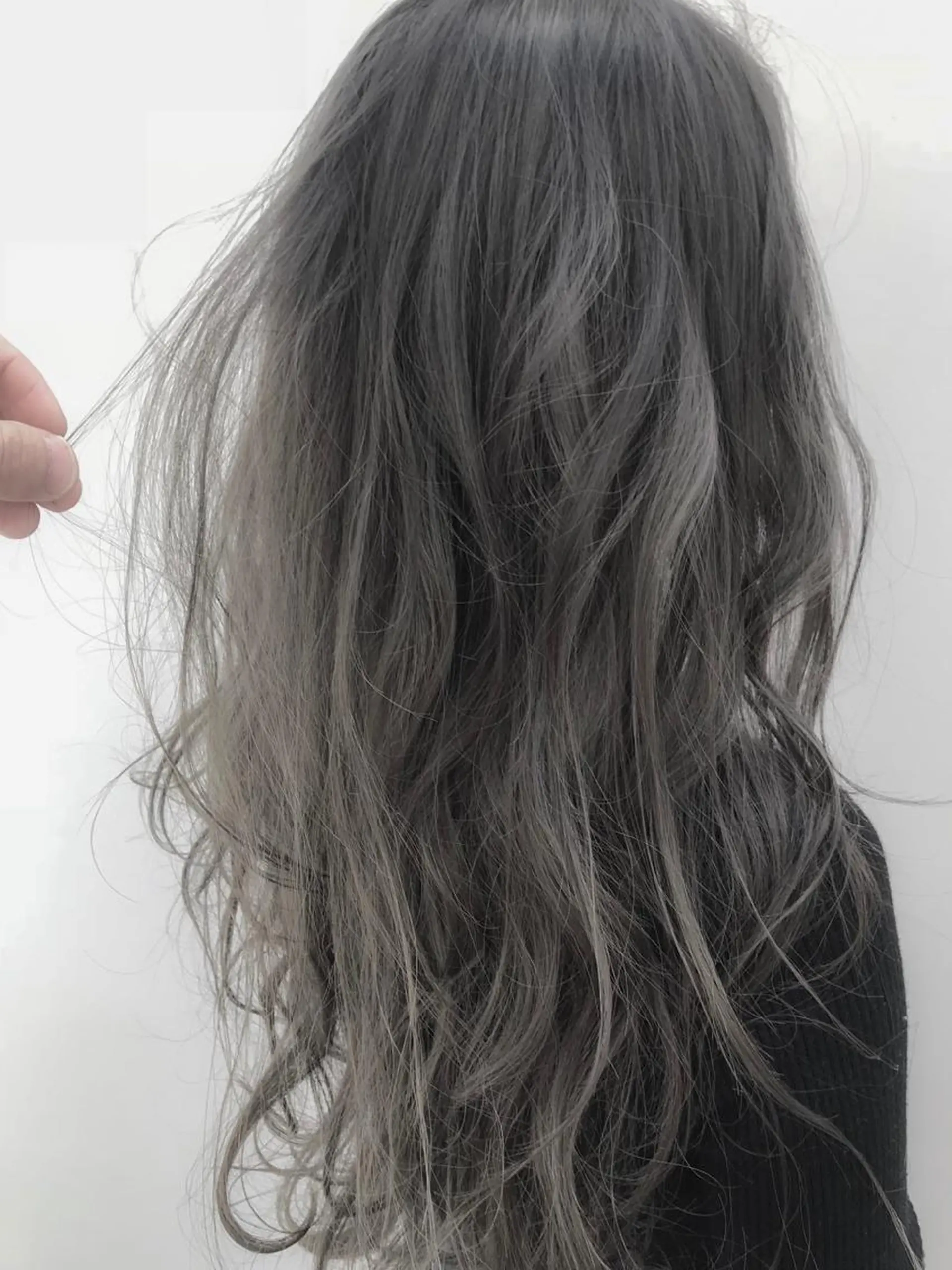 ロング カラー 透明感カラー グレージュ PEAKS　渋谷店所属・髪質改善🌟 TAKERUのヘアスタイル