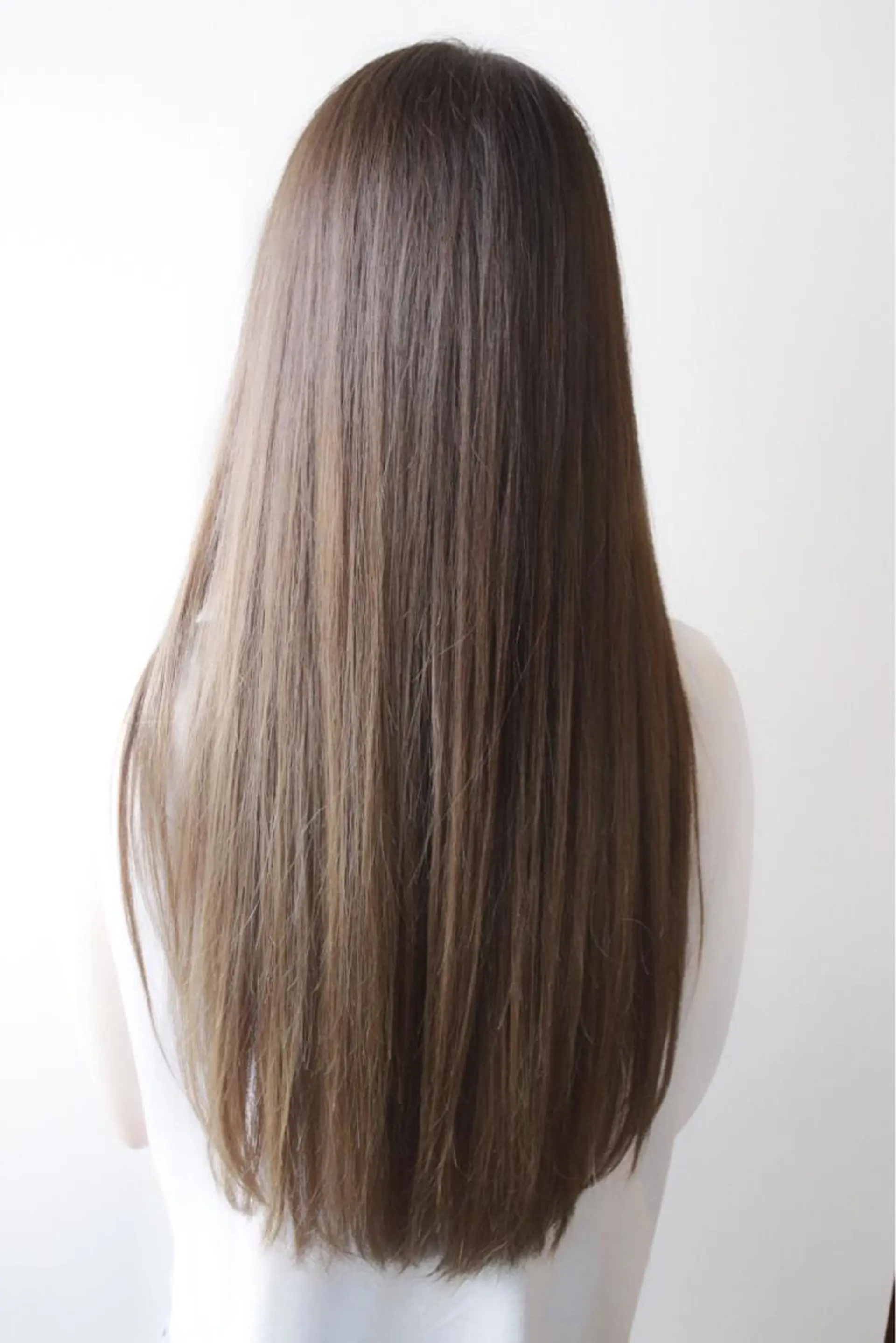 ロング カラー グレージュ ロング トリートメント トリートメント Croix   Hair所属・吉本 知弘のヘアスタイル