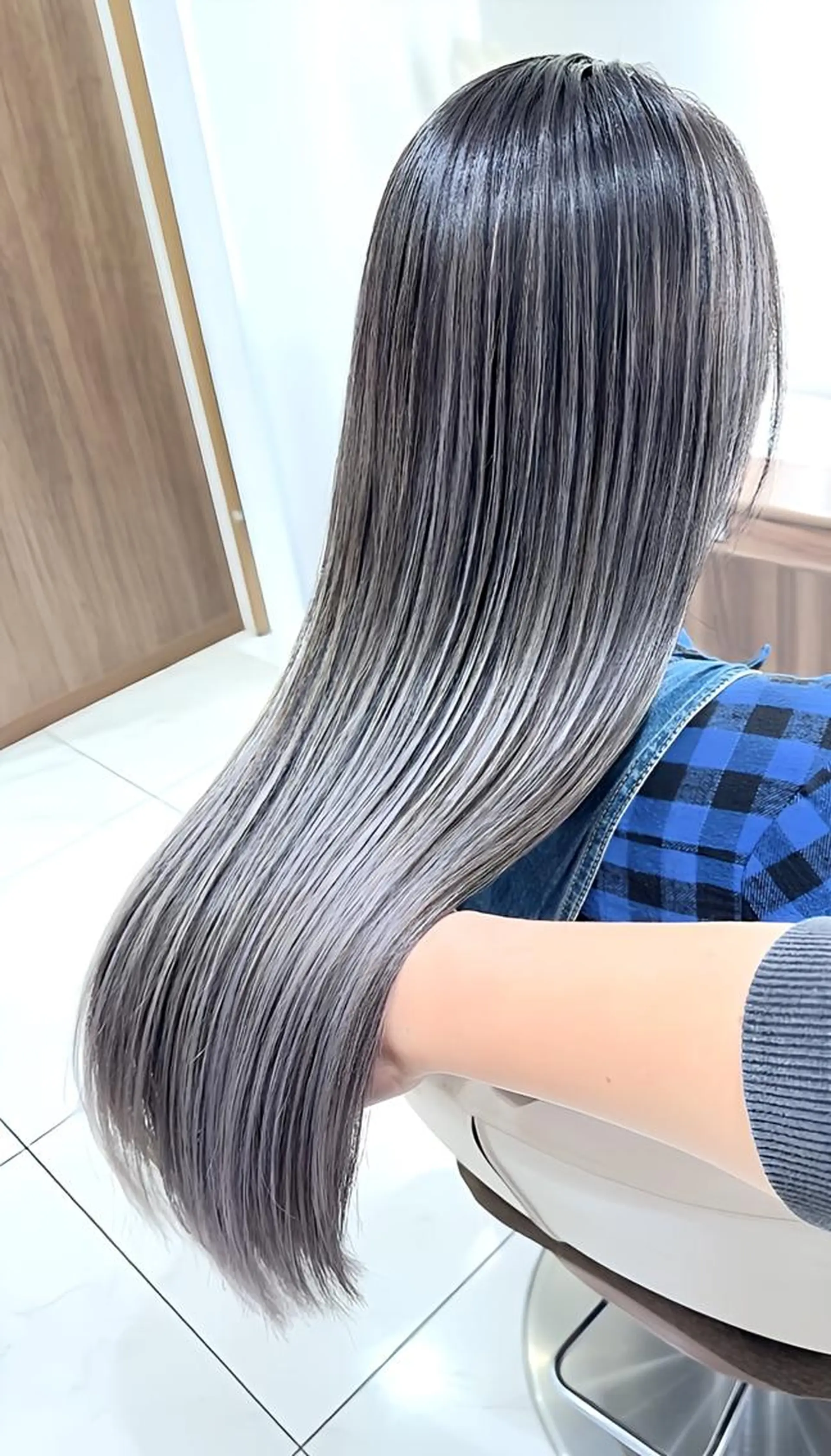 セミロング 髪質改善 トリートメント トリートメント ヘッドスパ 髪質改善/縮毛矯正 /カラー/篠塚菜々子のヘアスタイル