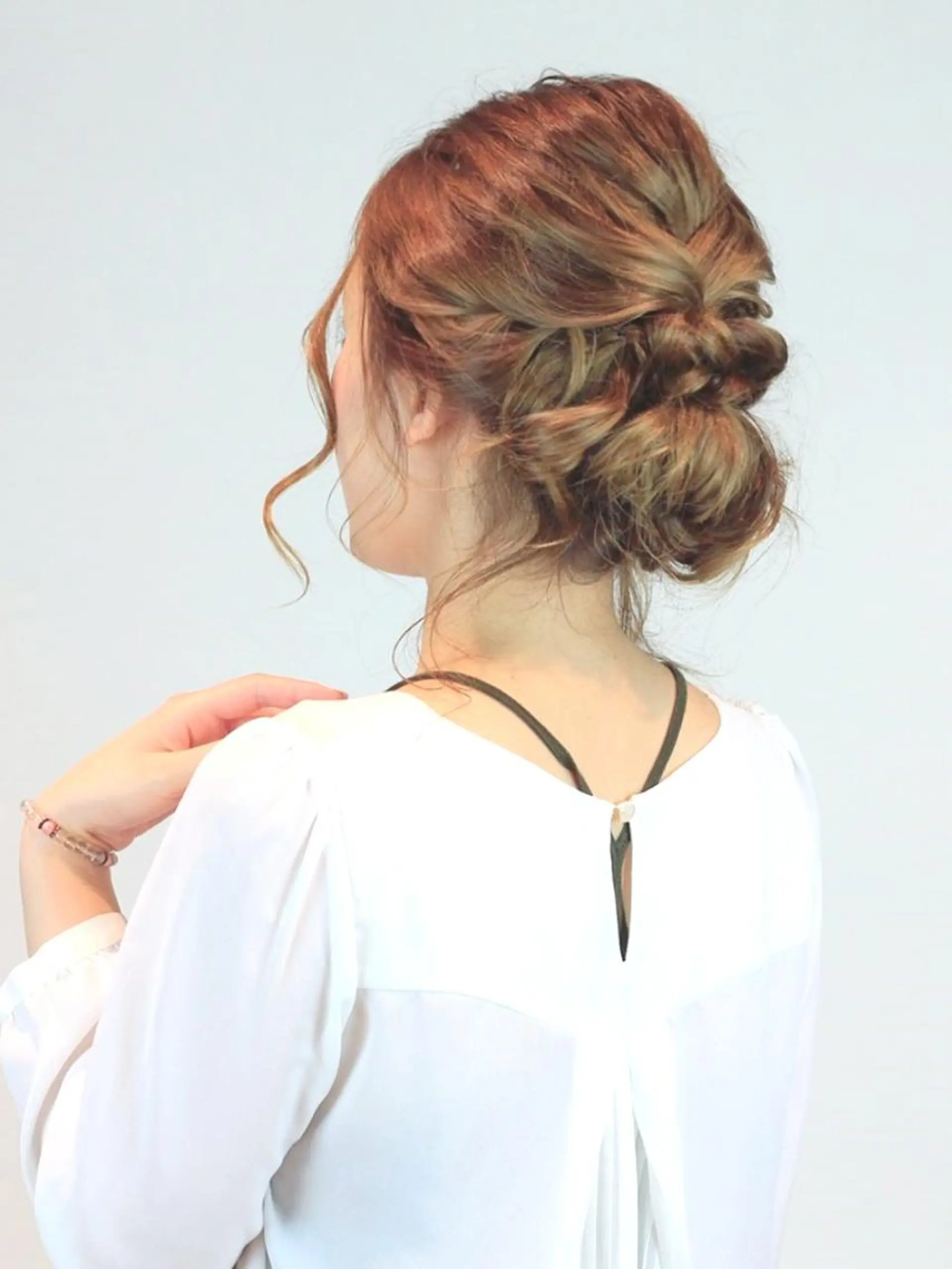 セミロング カラー ヘアアレンジ 黒川 真実のヘアスタイル