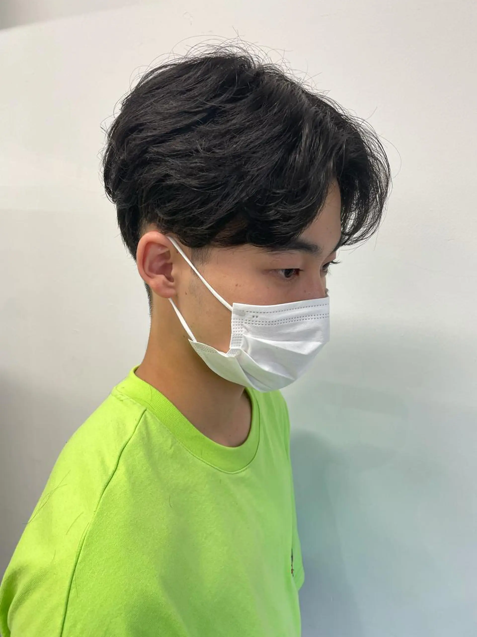 ショート カラー パーマ ヘアアレンジ メンズ キッズ ネイル マツエク・マツパ カルマパーマ メンズ韓国風 韓国マッシュ マッシュ メンズパーマ カット パーマ ヘッドスパ ヘアセット スパイキー/フェザー /波巻き/かいとのヘアスタイル