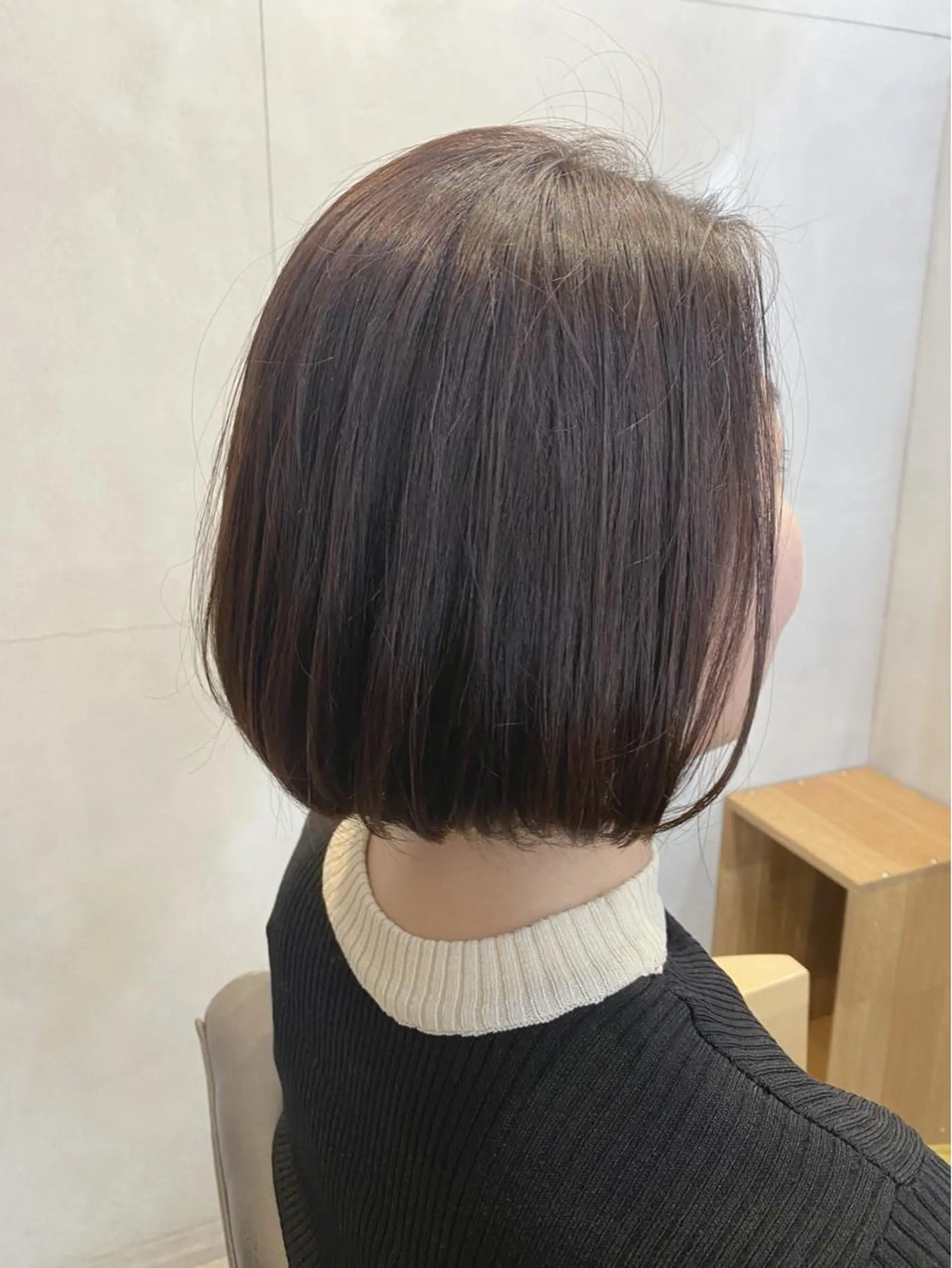 ショート カラー ボブ conne& ririのヘアスタイル