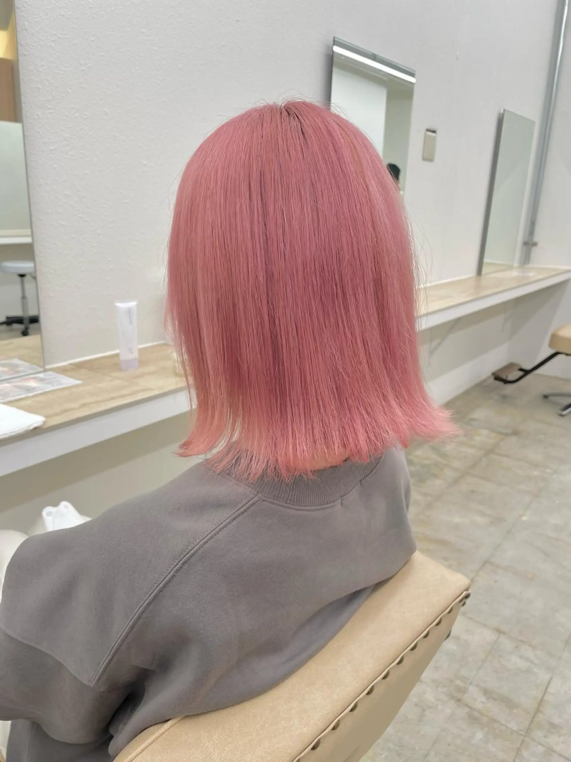 ミディアム カラー ブリーチ ピンクカラー カット ヘアカラー ✅ケアブリーチ✅ トヨオカ ノブヒデのヘアスタイル
