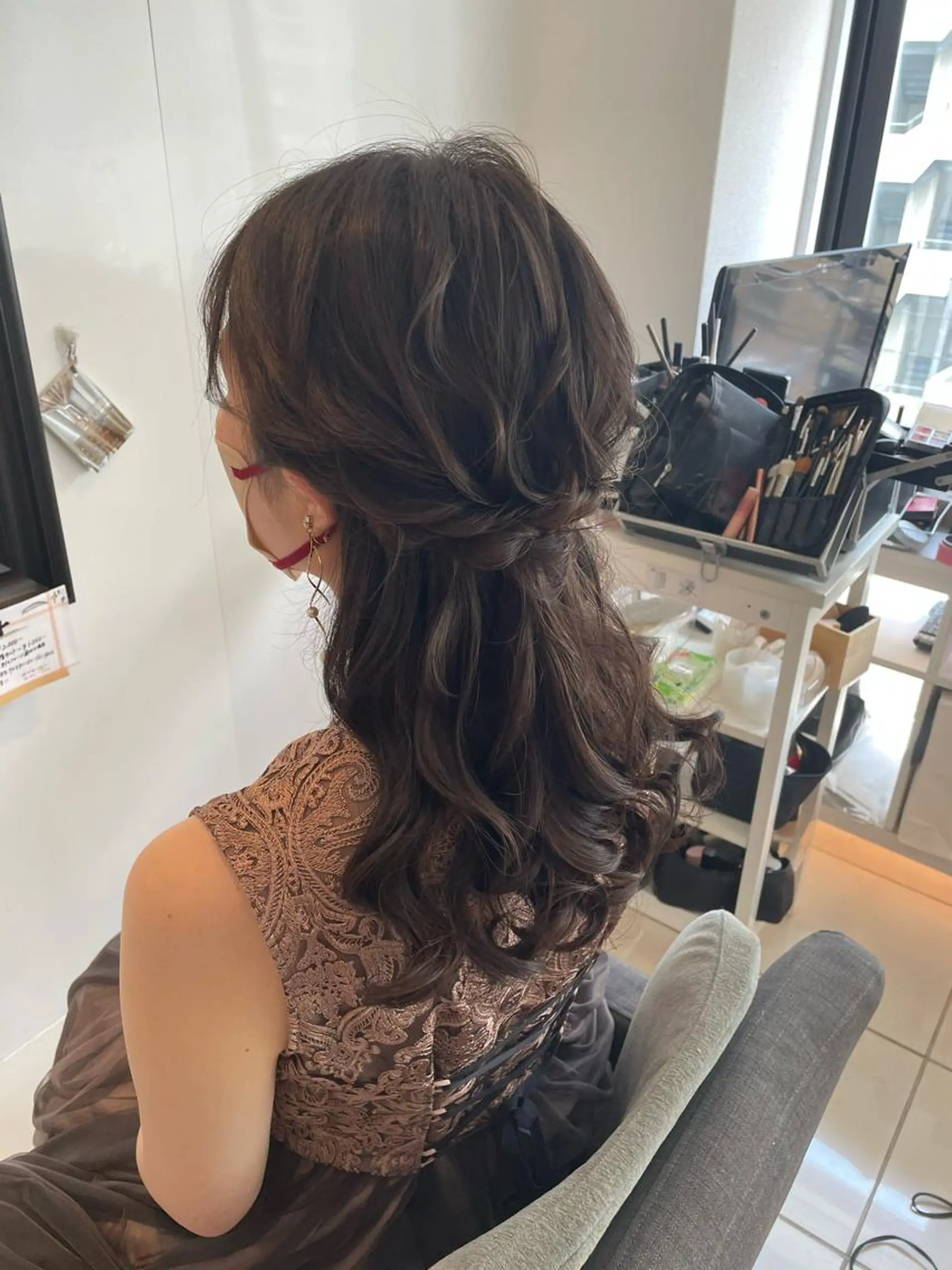 セミロング ヘアアレンジ キッズ PLUS縁所属・ヘアメイク10年から 美容師💄Anriのヘアスタイル