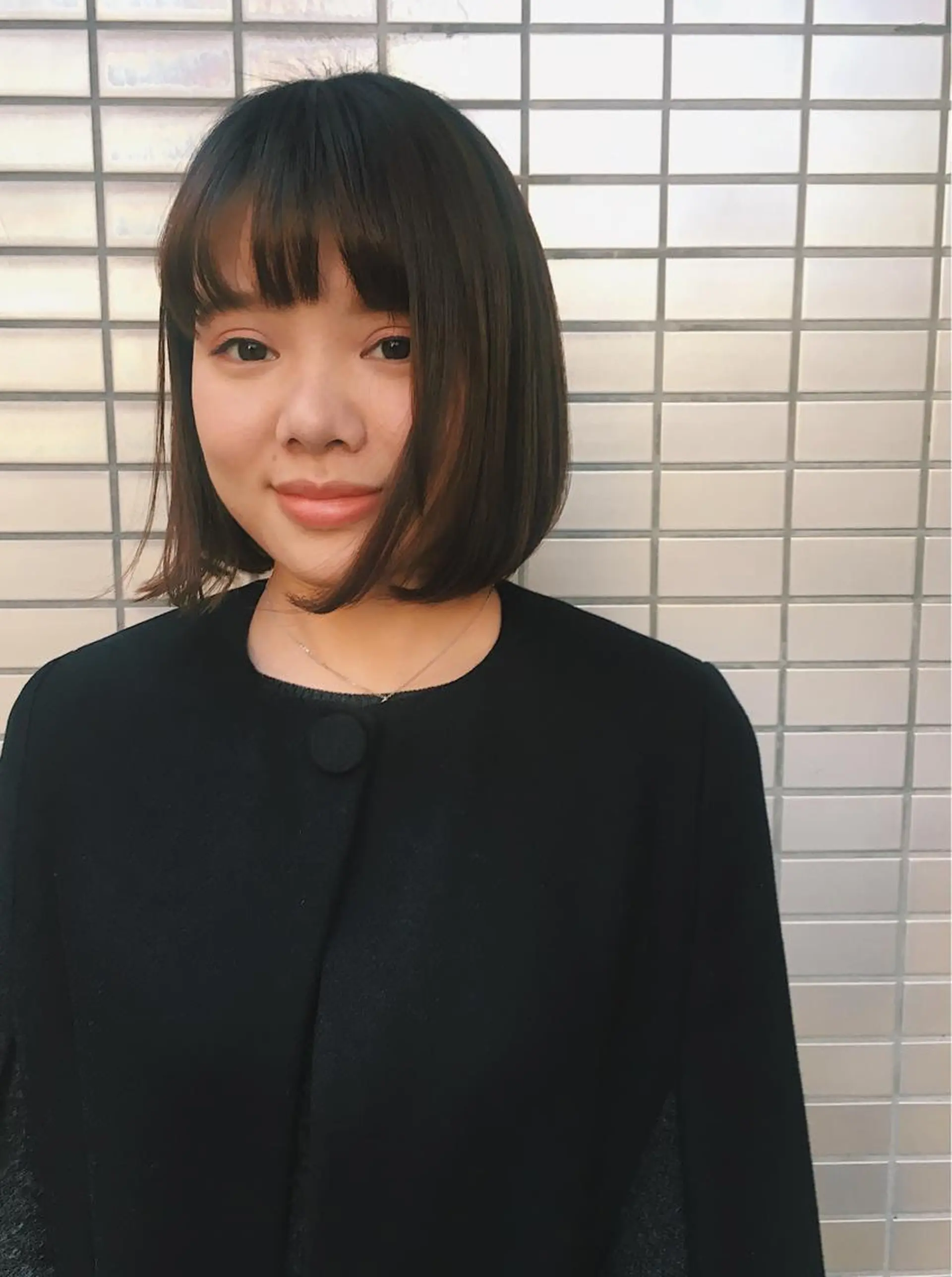 ミディアム カラー ボブ 酒井 麻里のヘアスタイル