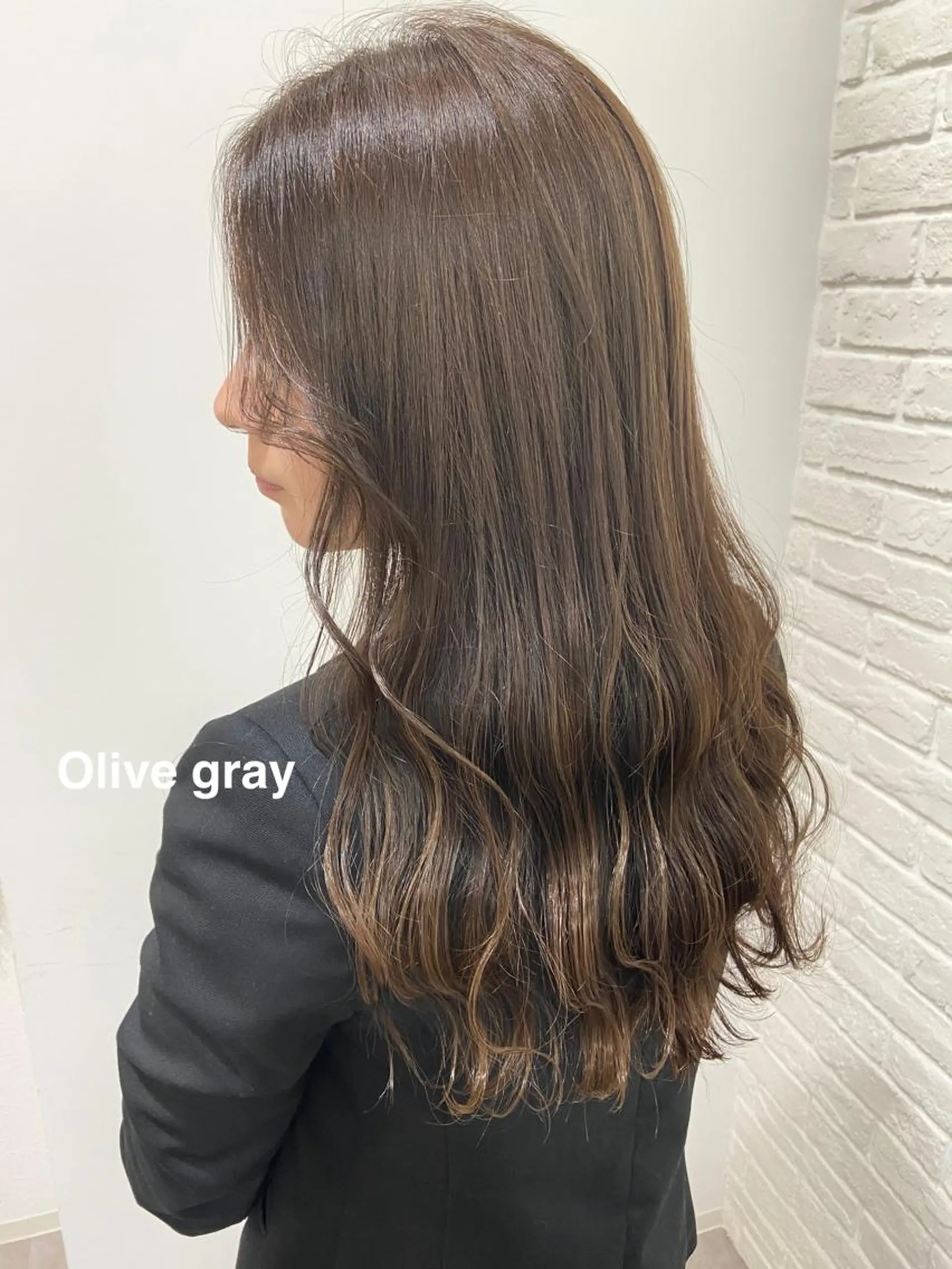 ロング カラー merc.🌿💚 八幡真衣のヘアスタイル