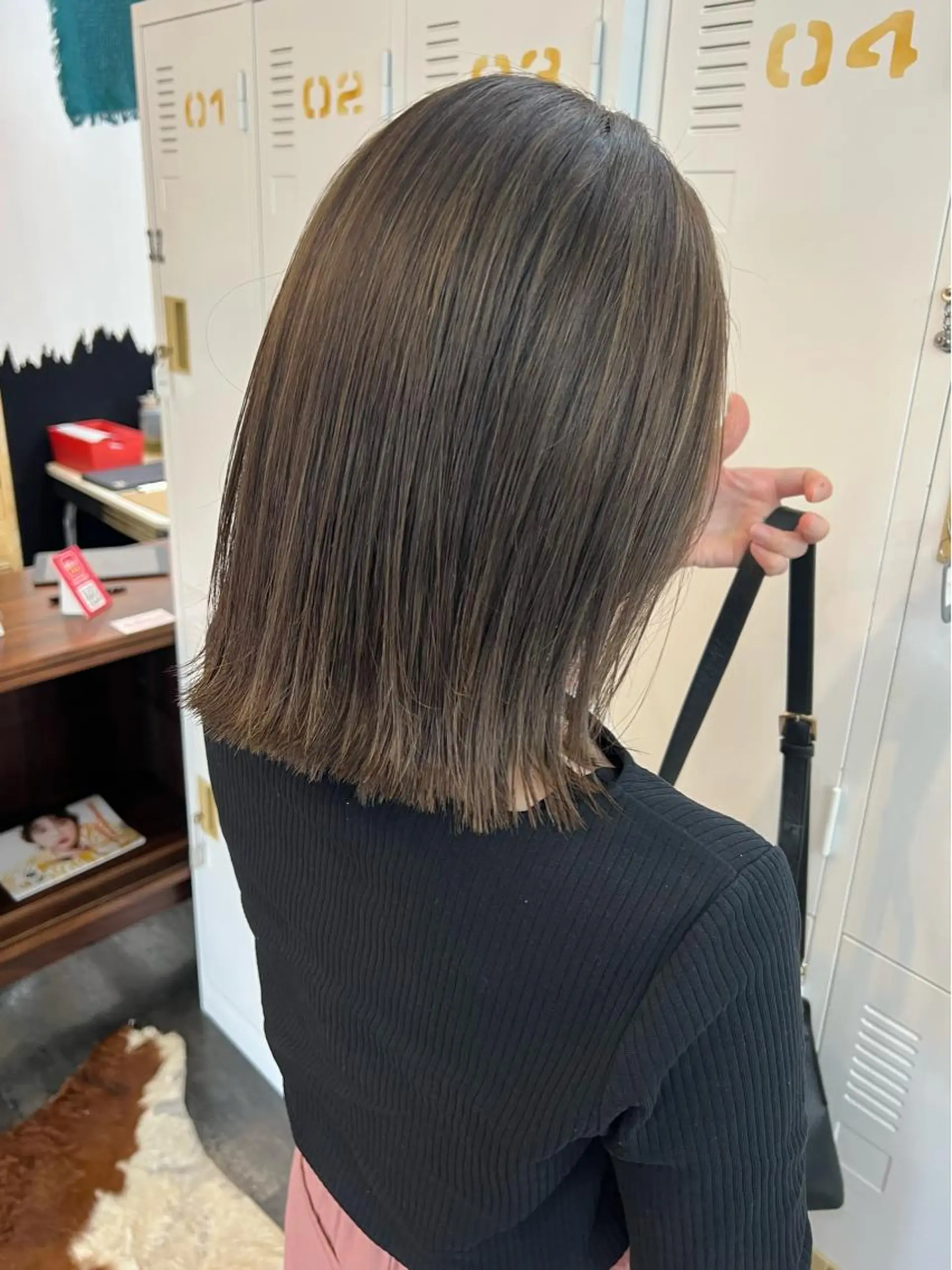 ミディアム カラー ハイライトカラー ハイライト LOMARLIE JURIAのヘアスタイル