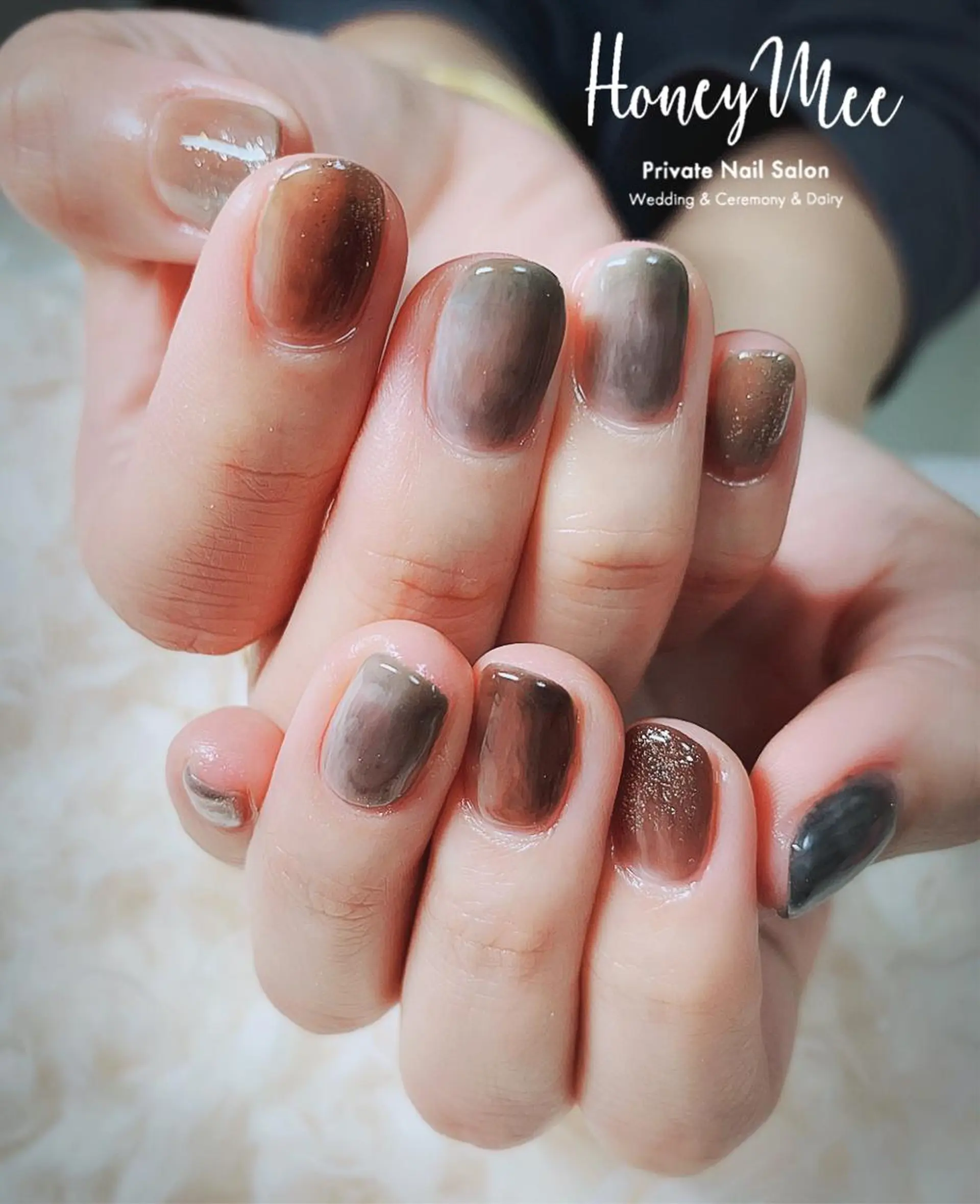 ミディアム カラー ネイル honey meeのネイルデザイン