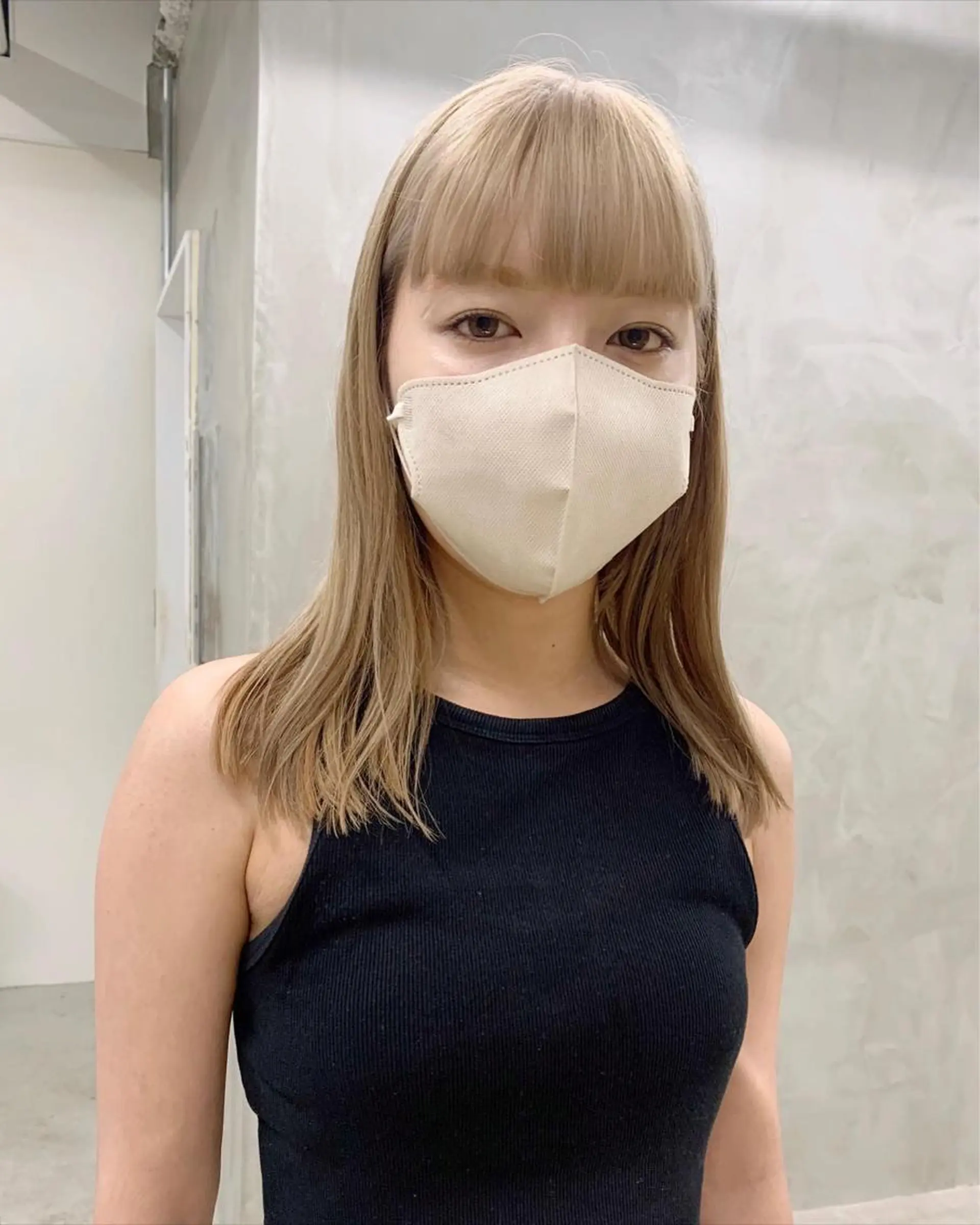 セミロング カラー カット ヘアカラー トリートメント ブームボックス所属・🐝ハイトーンカラー hachi🐝のヘアスタイル