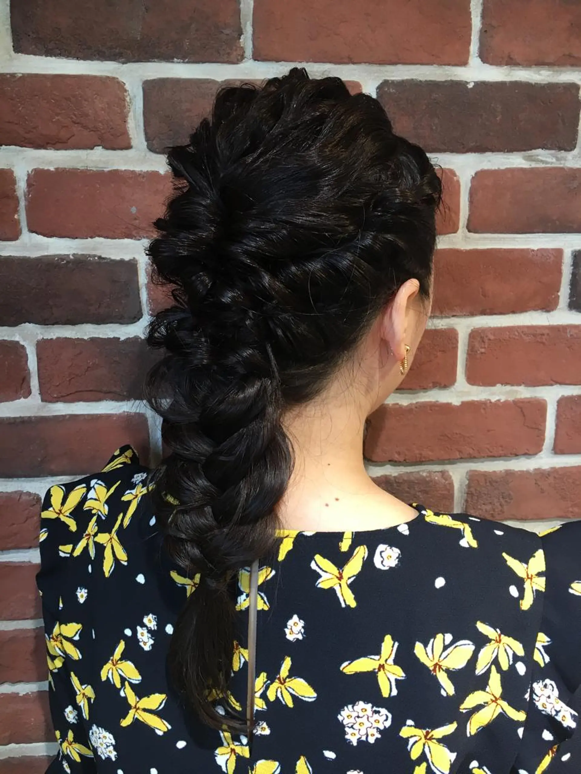 セミロング ヘアアレンジ 野崎 ひかりのヘアスタイル