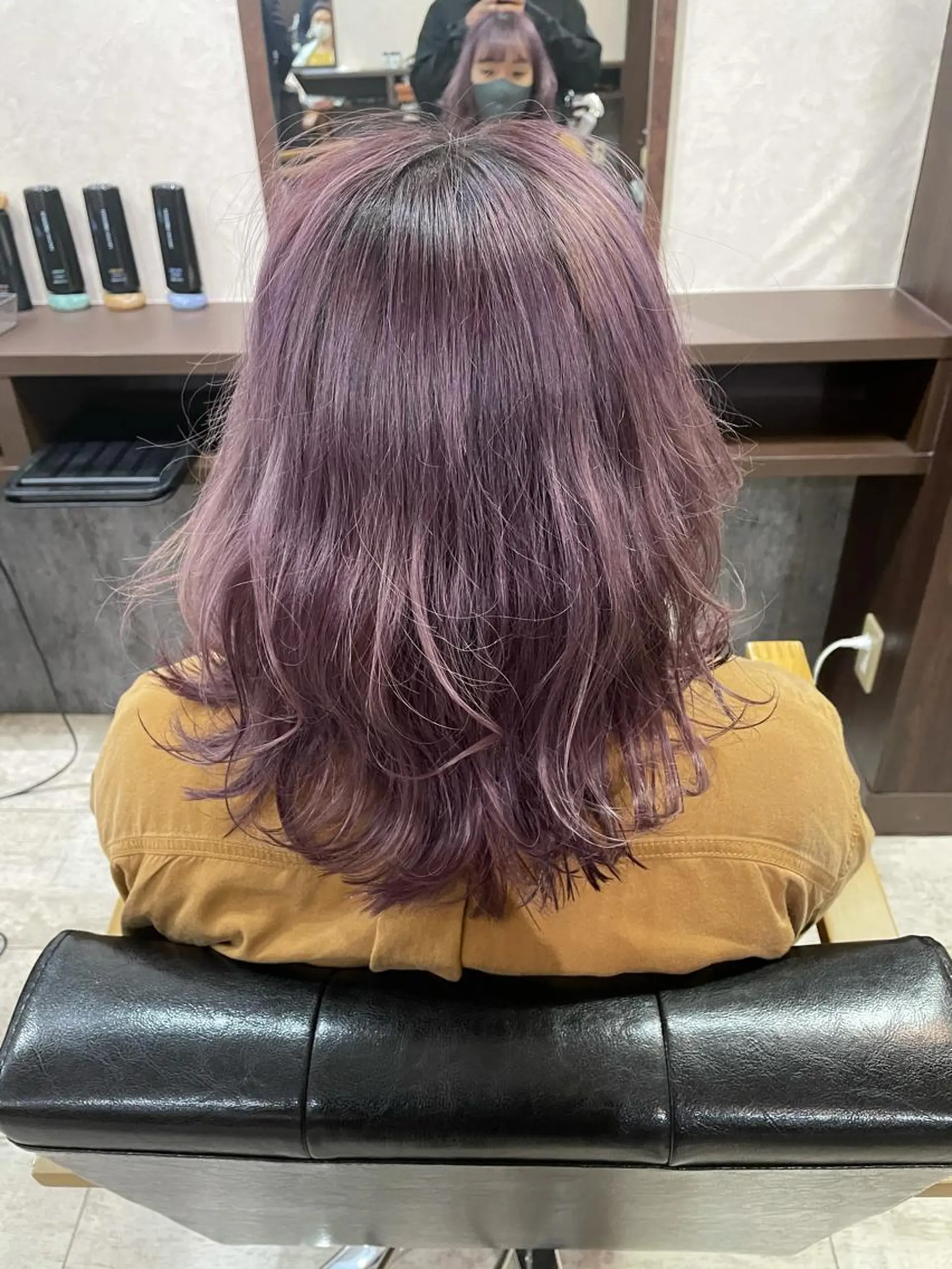 カラー I. NARUSEのヘアスタイル