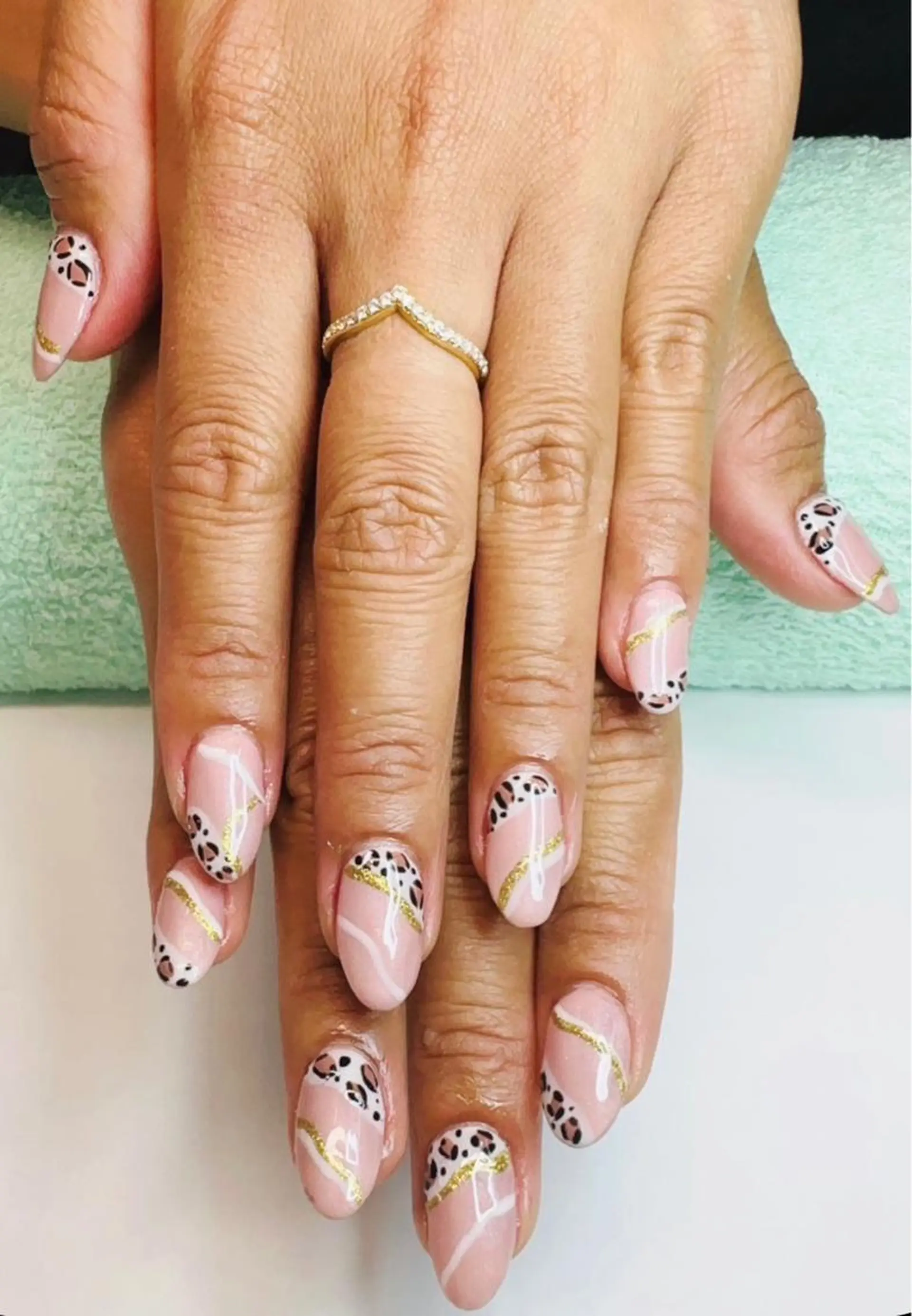 ネイル ハンドネイル フットネイル Y&A所属・Y&A nail🌈のネイルデザイン