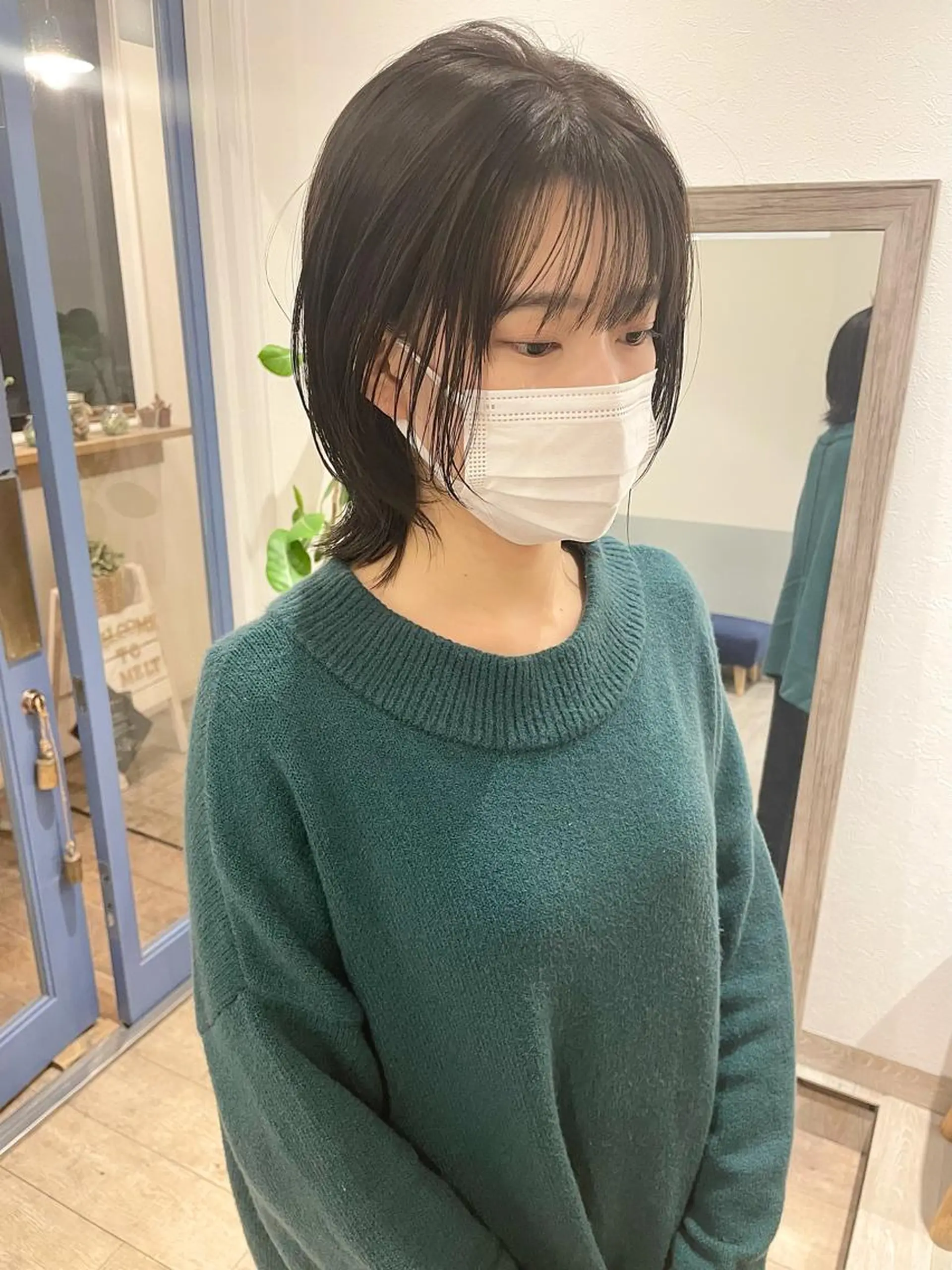 ミディアム カラー 切りっぱなしボブ ミディアムパーマ ベージュカラー ブリーチ ブラウンカラー 🩰オリーブ/ ベージュ松本咲花🩰のヘアスタイル