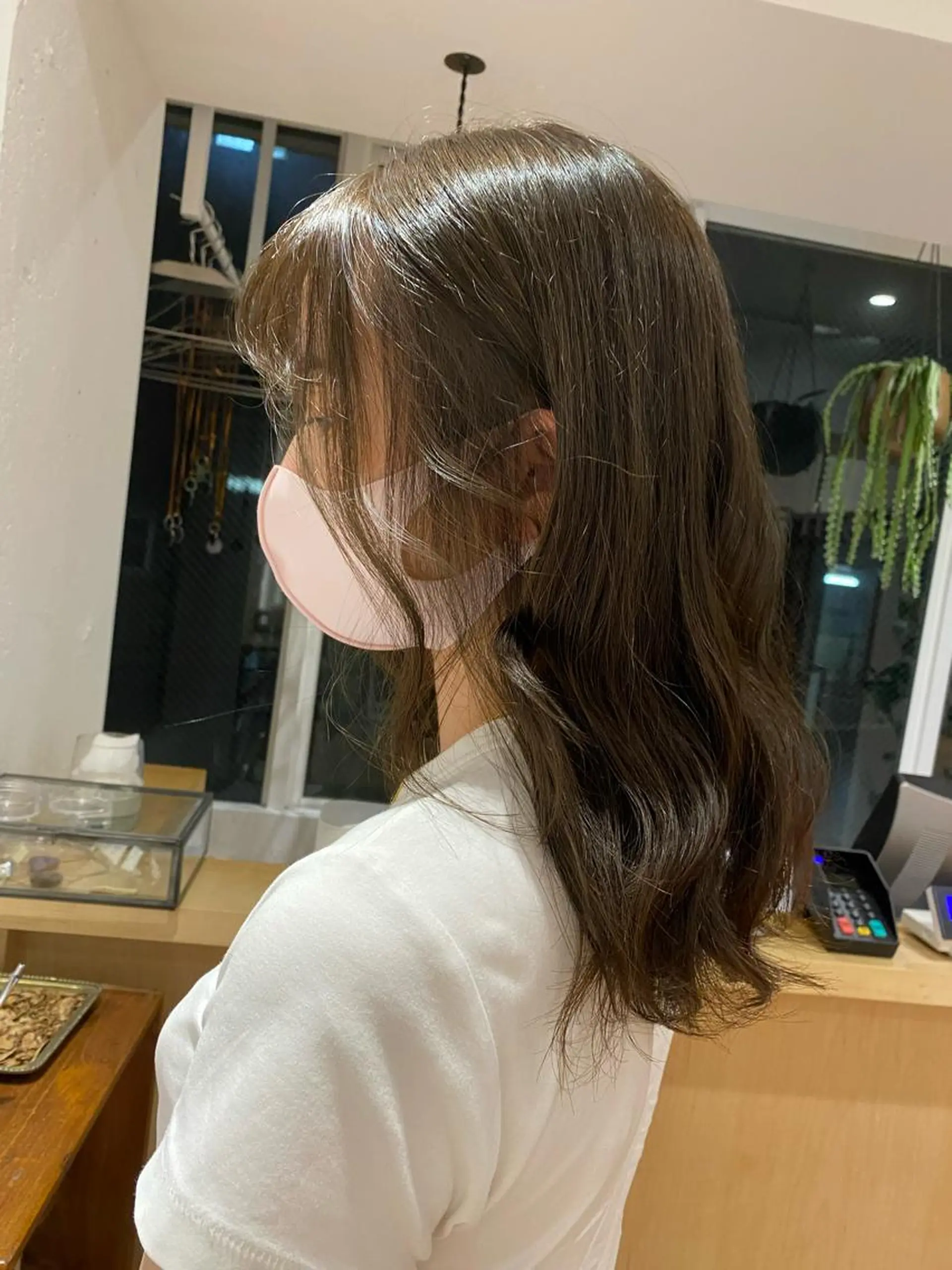 セミロング 艶カラー 🤍🫧/makoのヘアスタイル