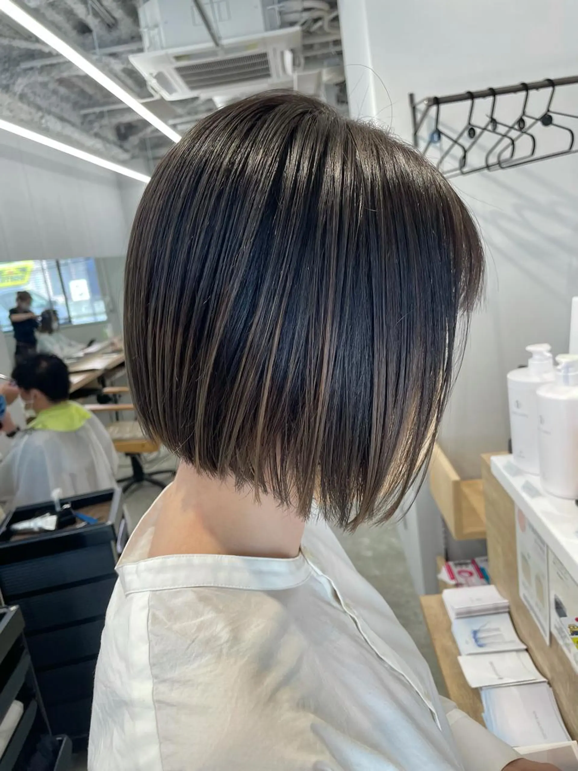 ショート SAEKI【ior 】北千住店ブリーチのヘアスタイル