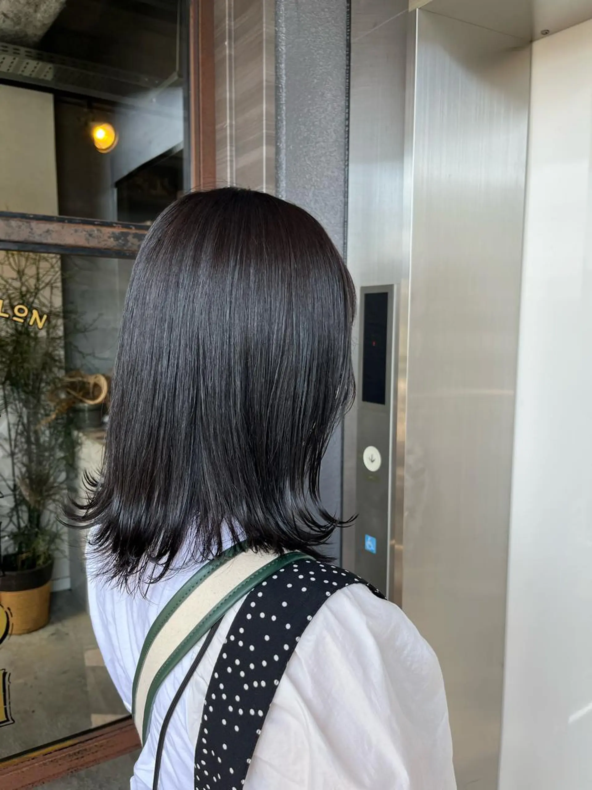 カラー 透明感カラー ダークグレー the OSCAR所属・韓国ヘアスタイリスト Harukaのヘアスタイル