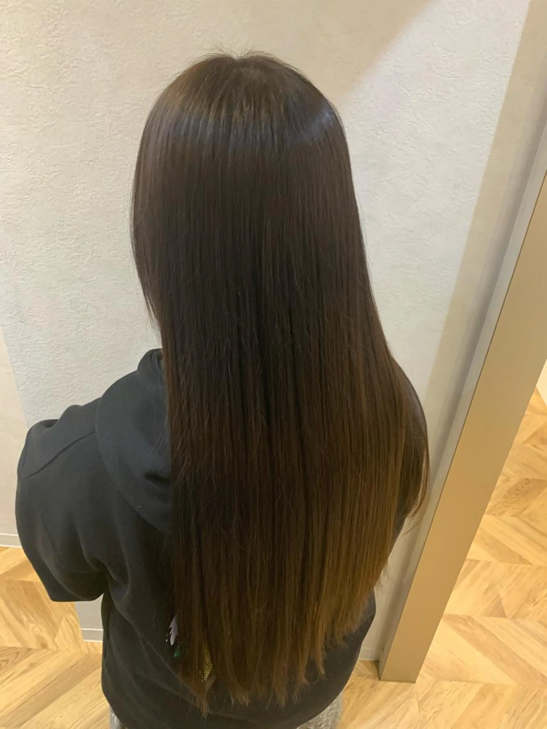 ロング カット 縮毛矯正 newiネウィ _naoのヘアスタイル